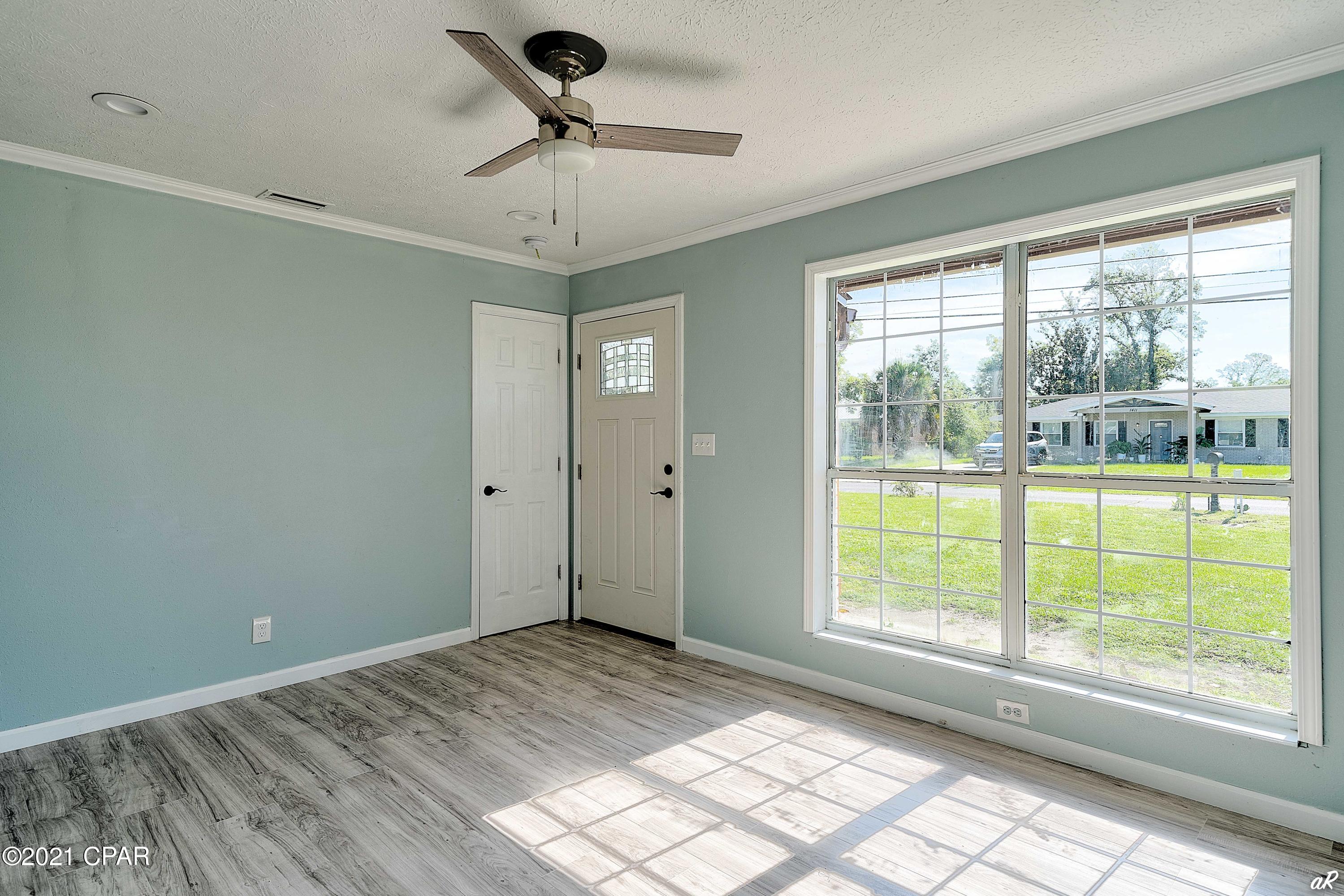 Lynn Pointe South - Residential