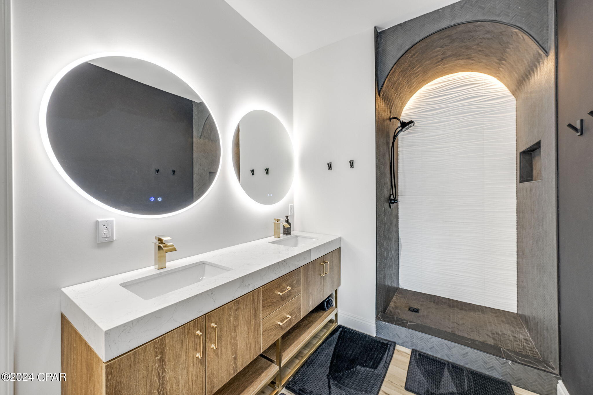 Cove Terrace - Residential