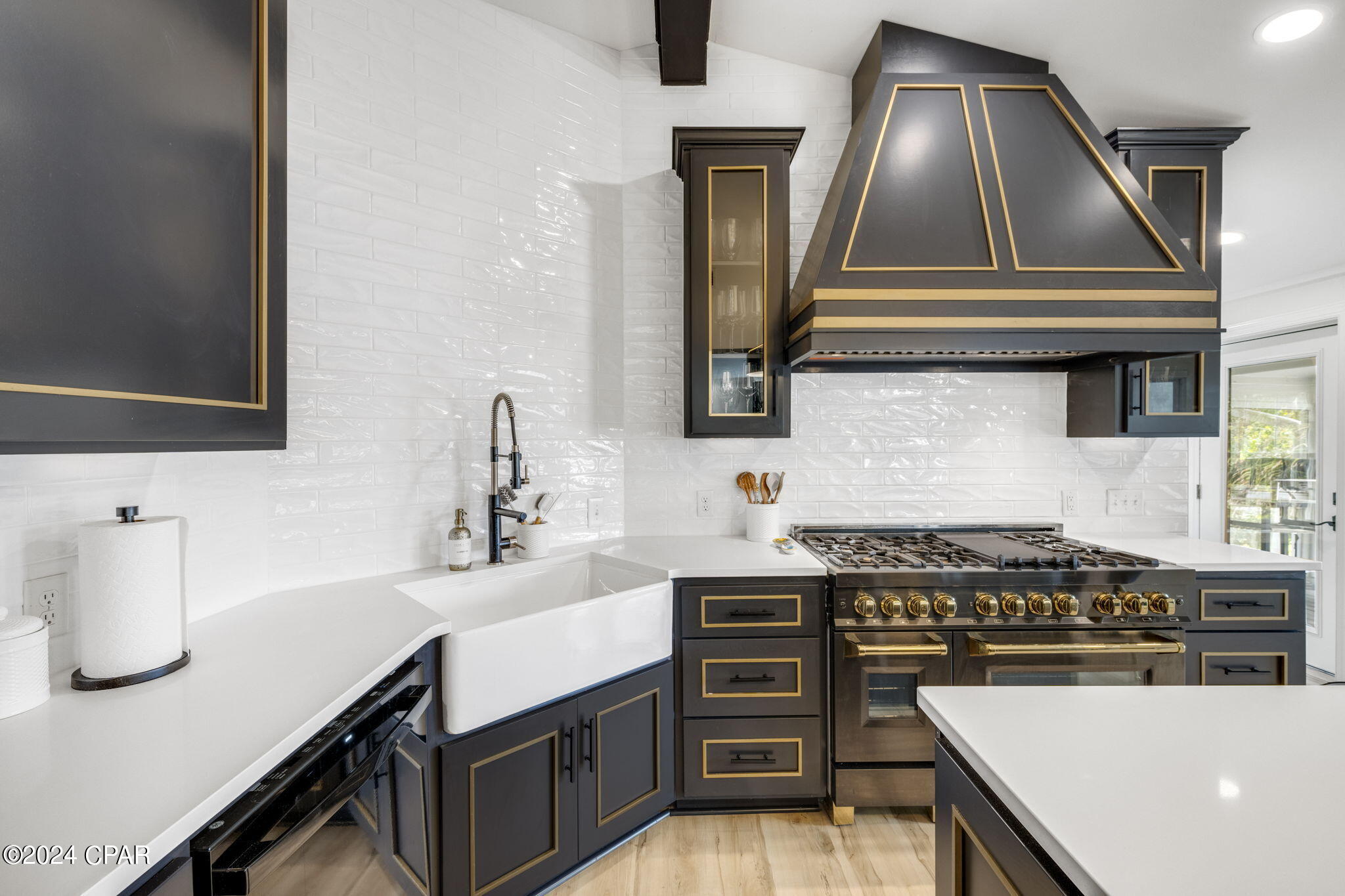 Cove Terrace - Residential