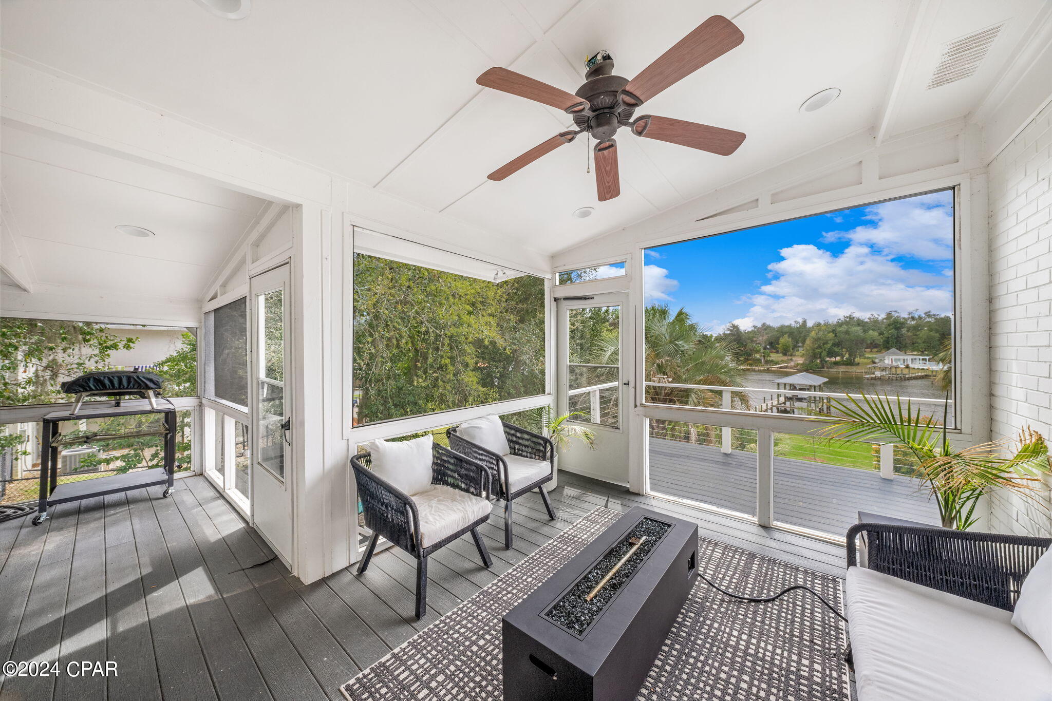 Cove Terrace - Residential