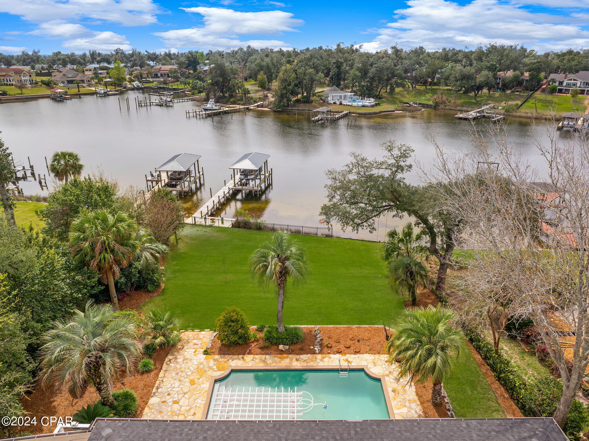 Cove Terrace - Residential