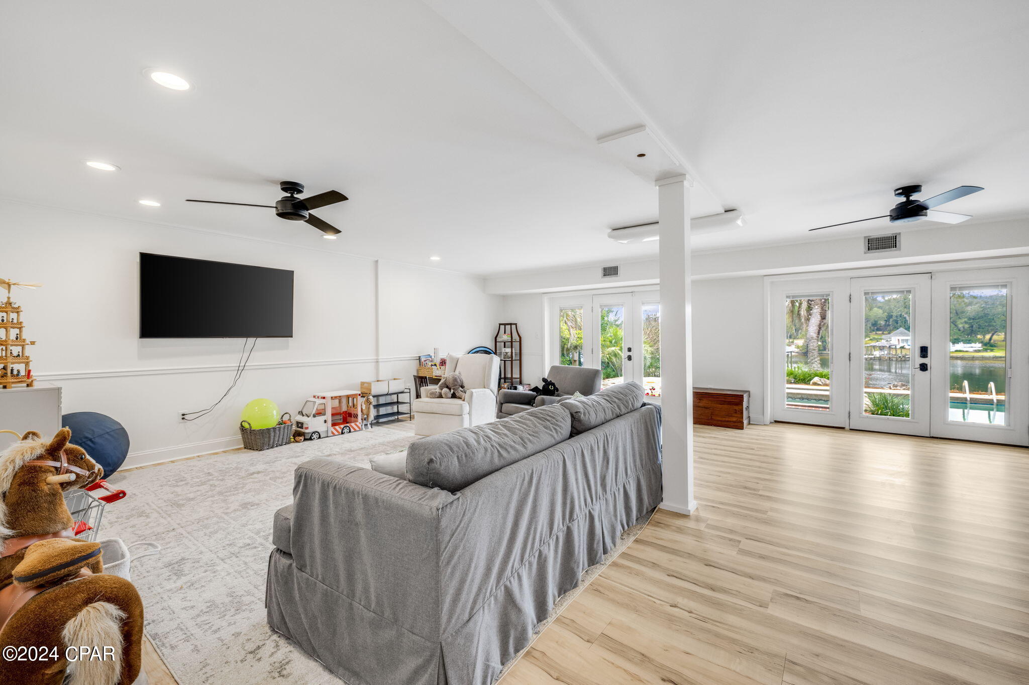 Cove Terrace - Residential