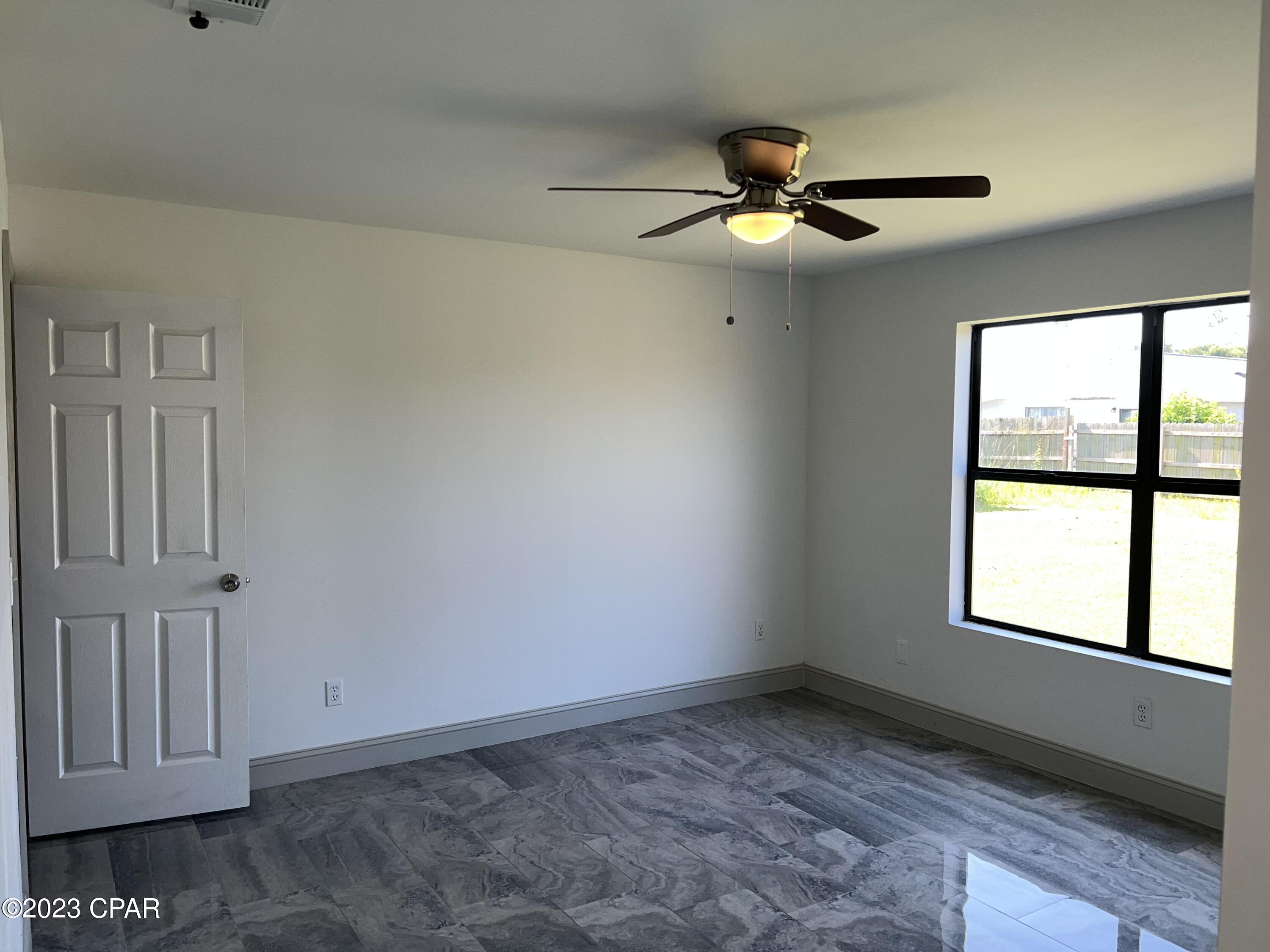 Belaire Estates U-5 - Residential