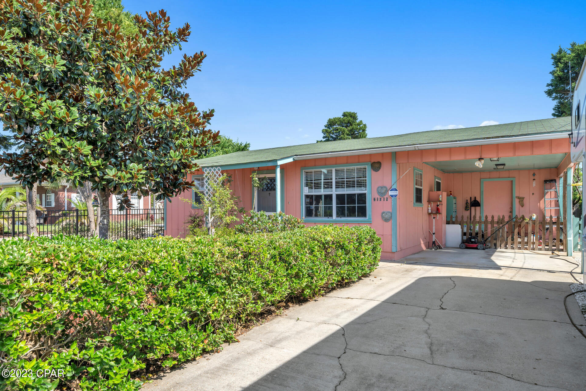 Riviera Beach 1st Add - Residential