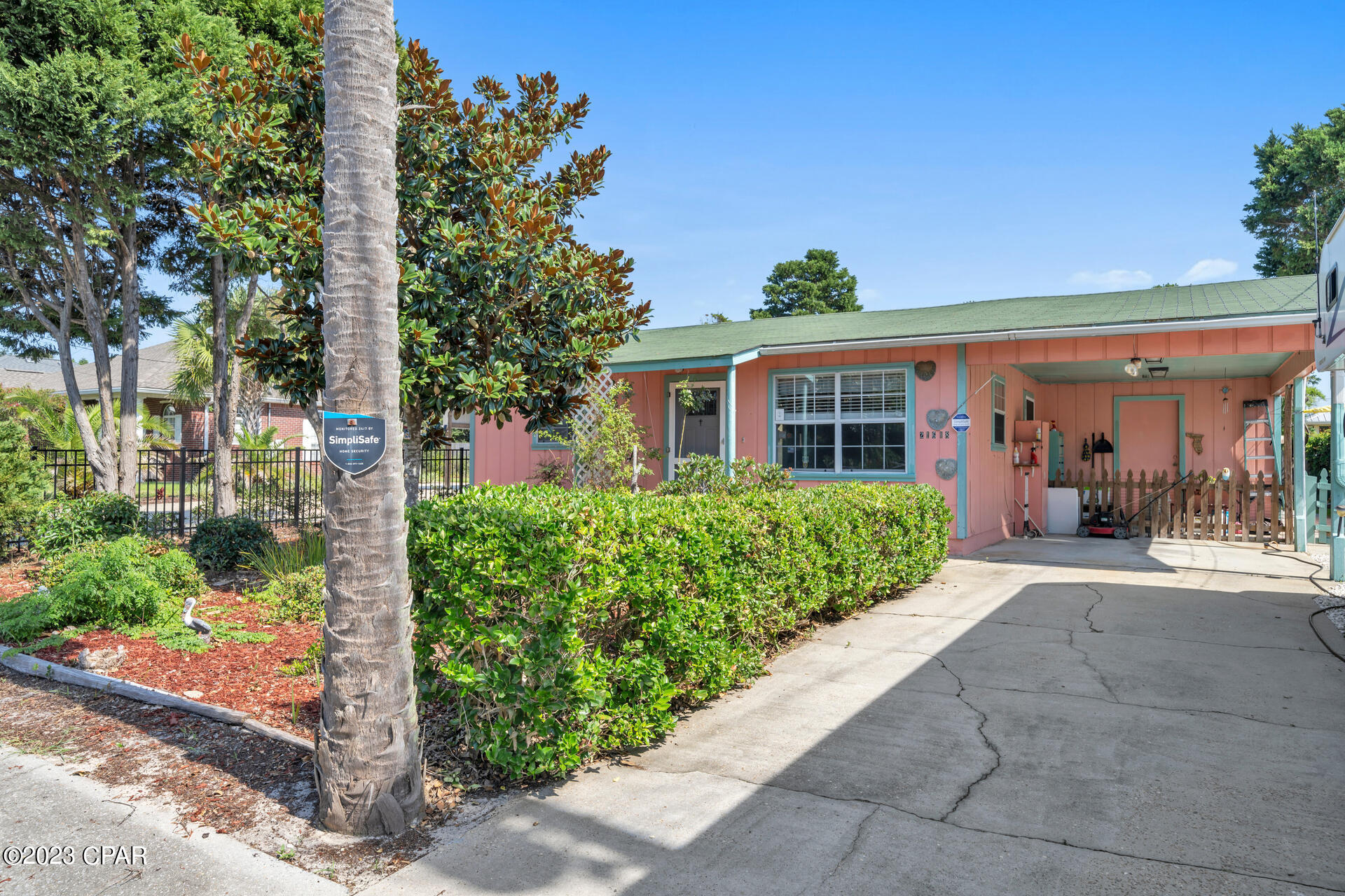 Riviera Beach 1st Add - Residential