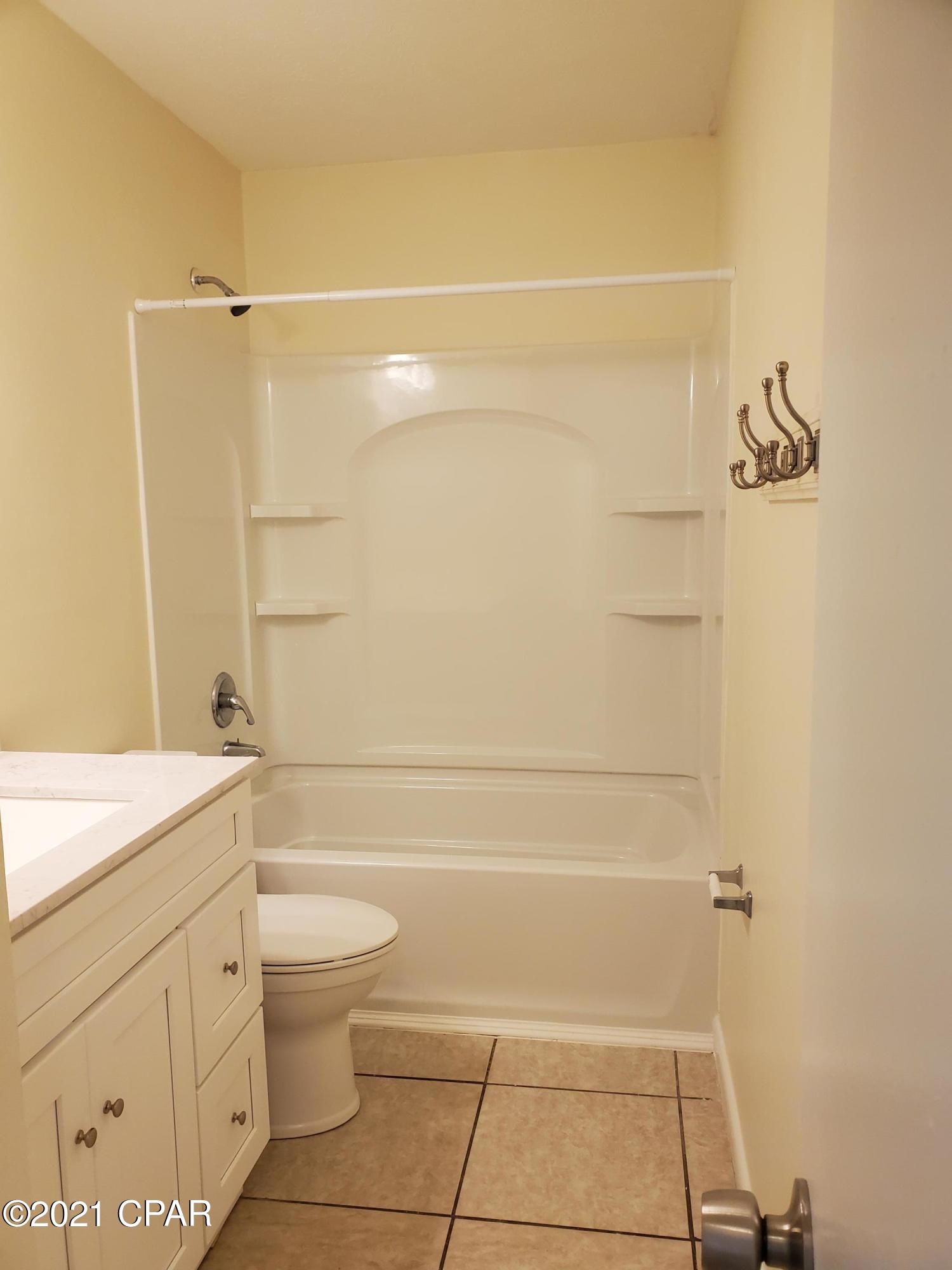 [No Recorded Subdiv] - Residential Lease