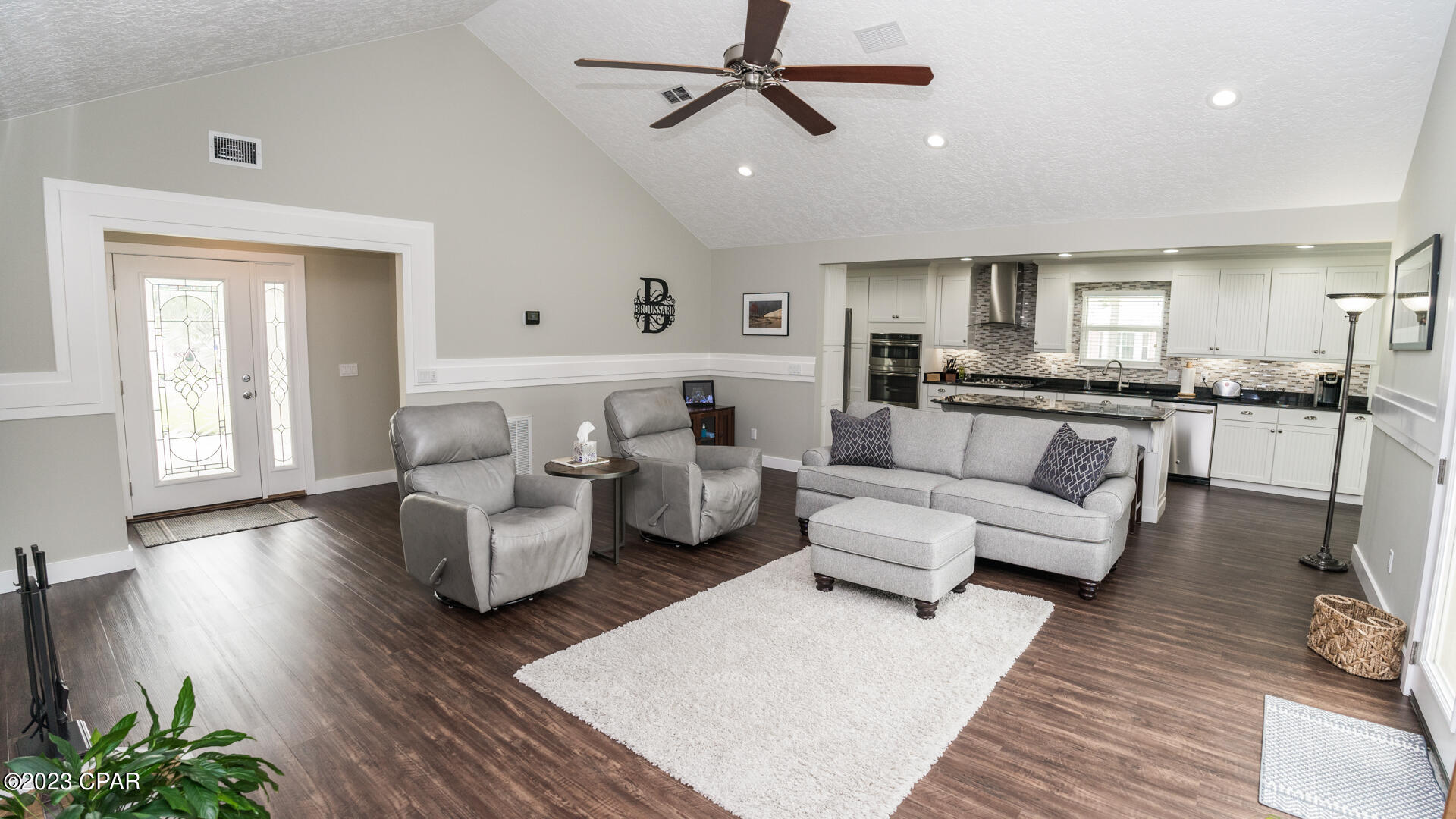 Seaclusion Beach - Residential