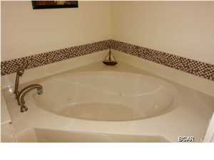 Magnolia Bay Club - Residential