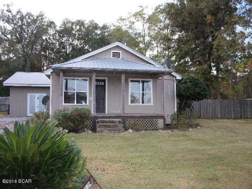 Cute cottage style home in great location in Blountstown near all local amenities. It is partially renovated and just waiting for loving hands to complete! It has some original wood floors, somelaminate flooring amd carpet There is a very large and comfortable looking den just off the kitchen The lot size is 94.5 on Charlie Johns and 210 deep. There is a nice front porch.