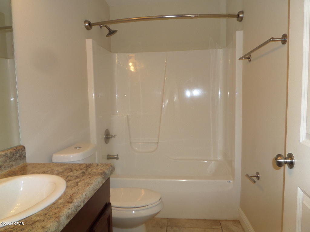 [No Recorded Subdiv] - Residential Lease