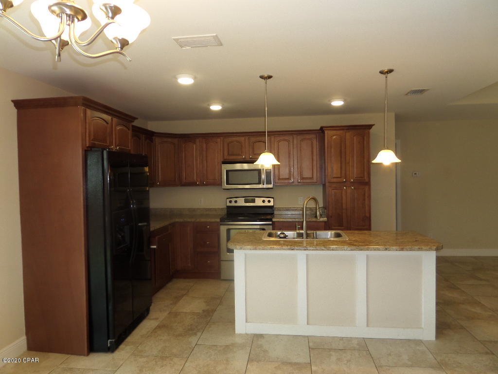 [No Recorded Subdiv] - Residential Lease