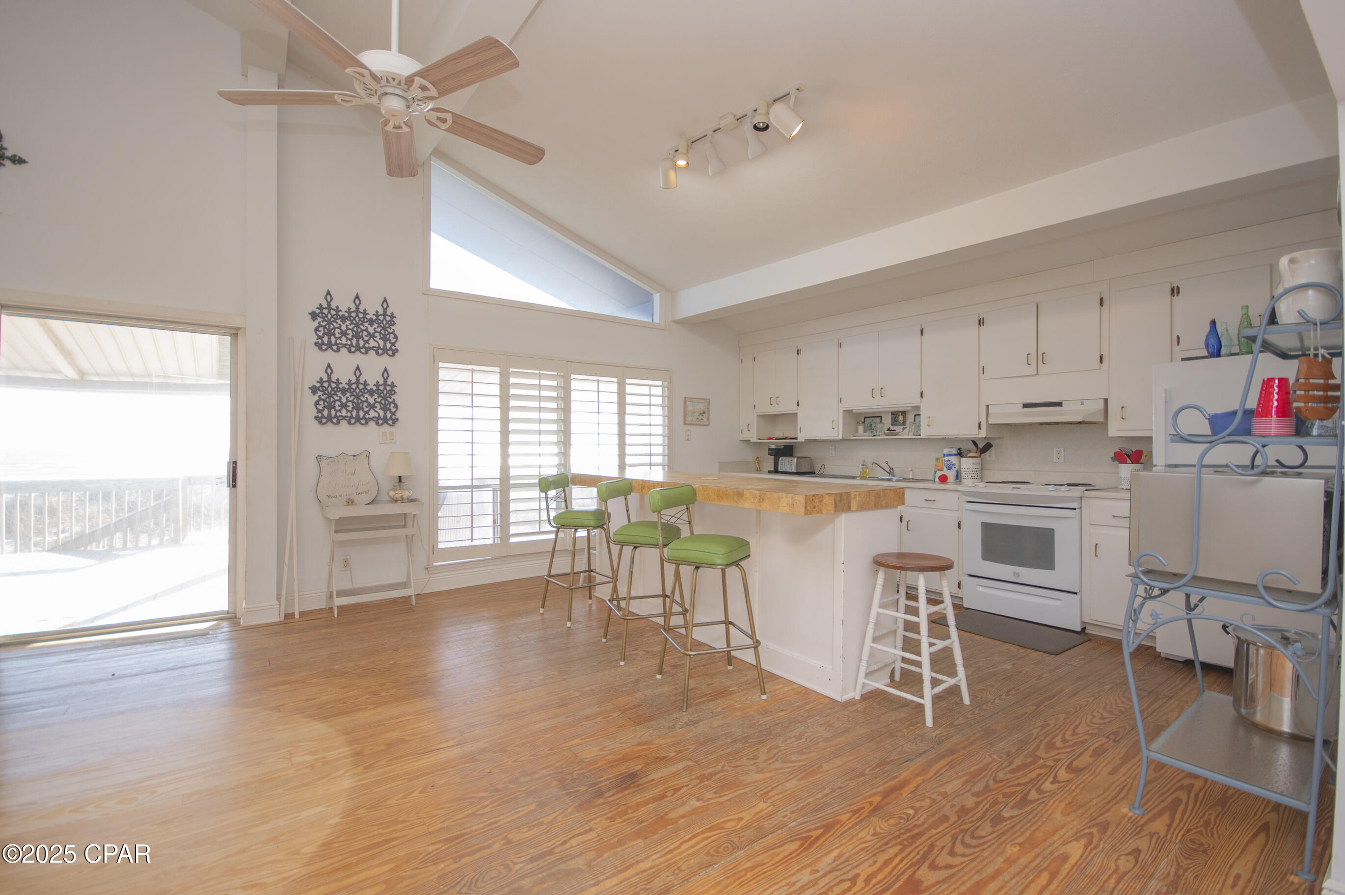 Gulf Lagoon Beach - Residential