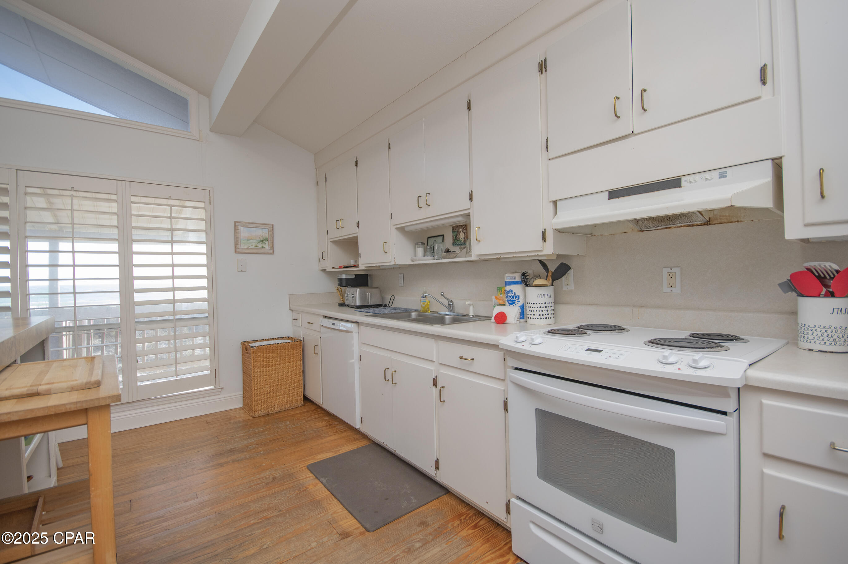 Gulf Lagoon Beach - Residential