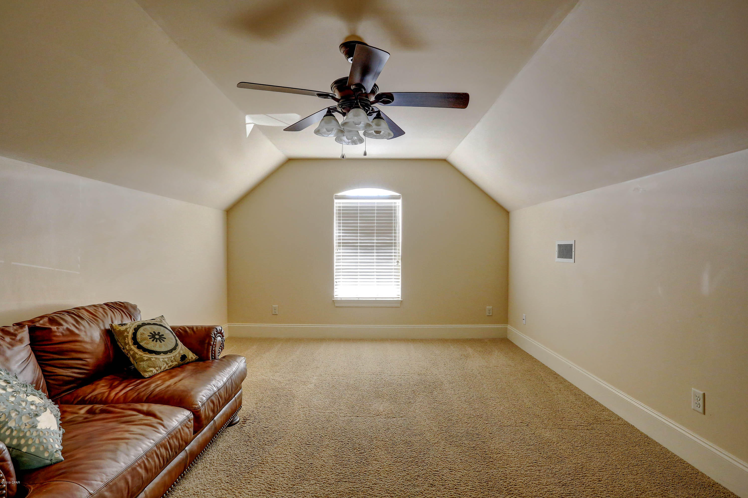 College Oaks - Residential