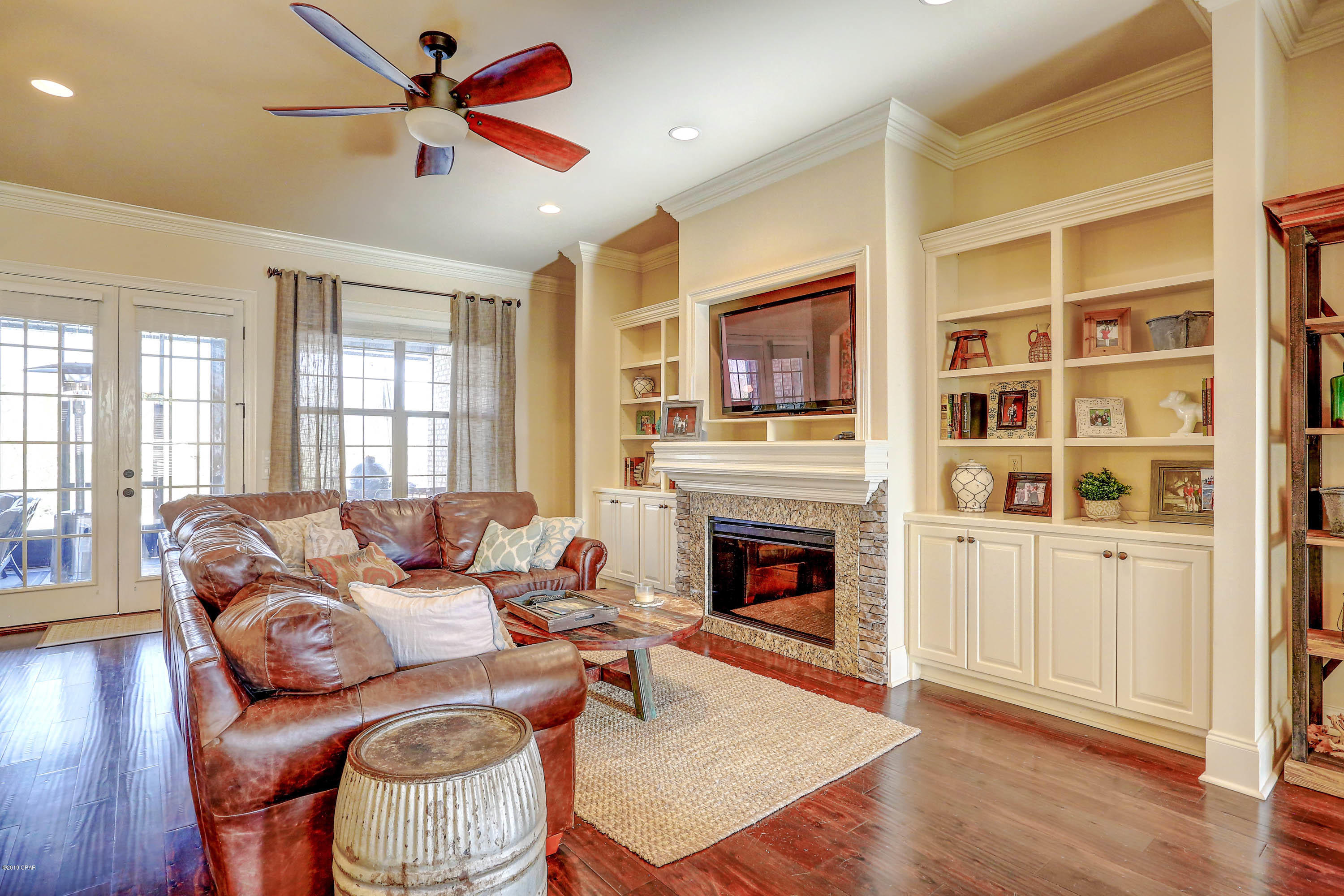 College Oaks - Residential