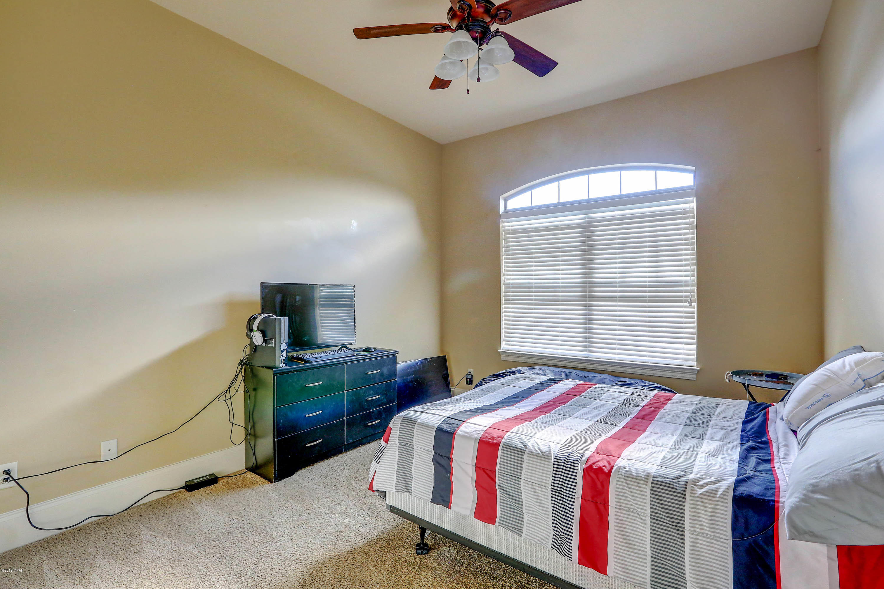 College Oaks - Residential