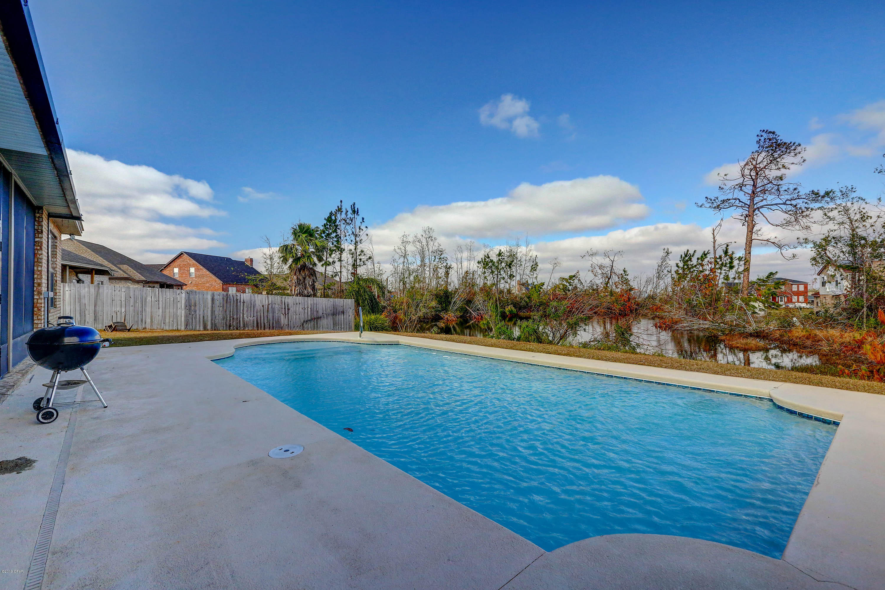 College Oaks - Residential