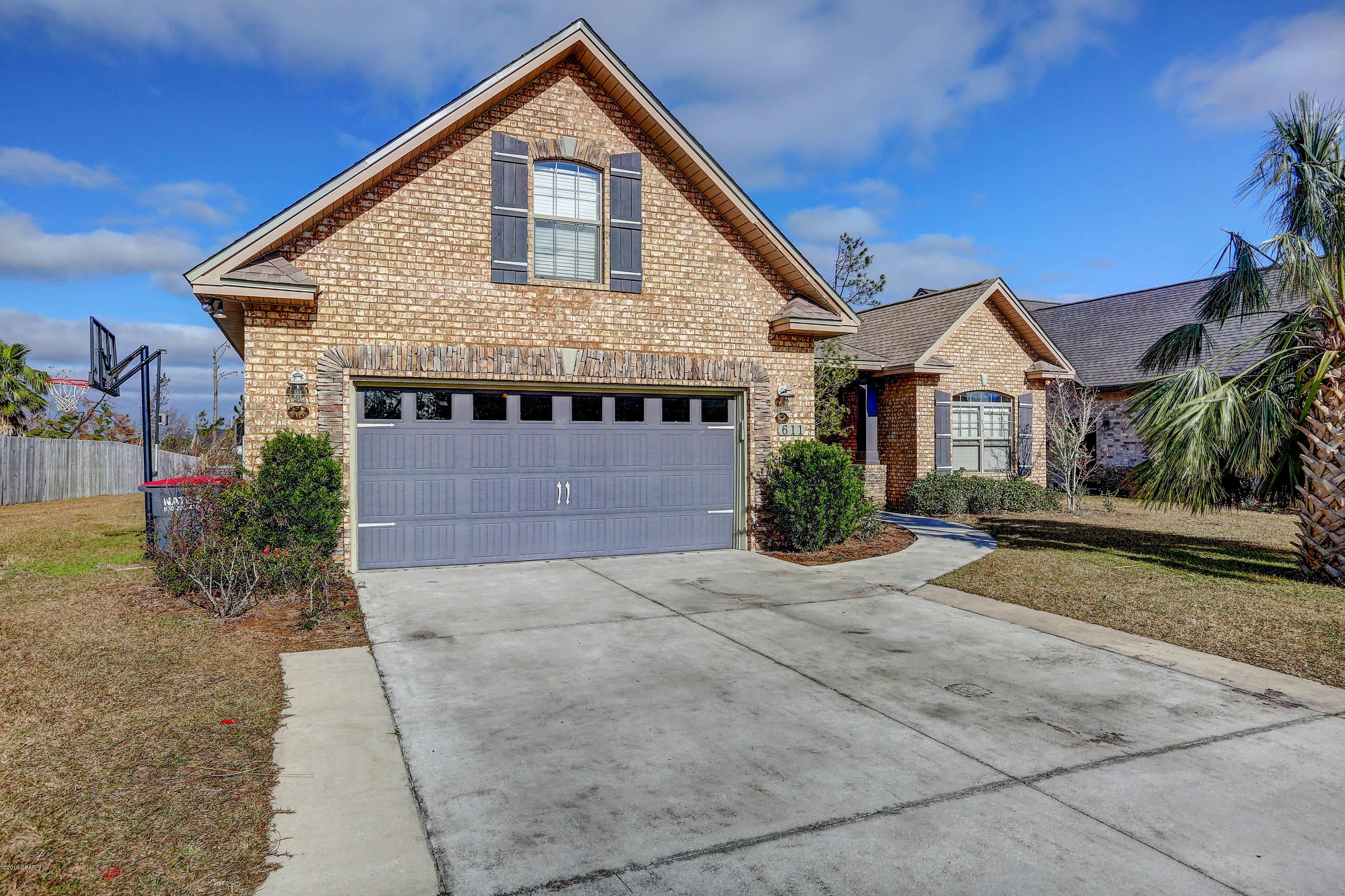 College Oaks - Residential