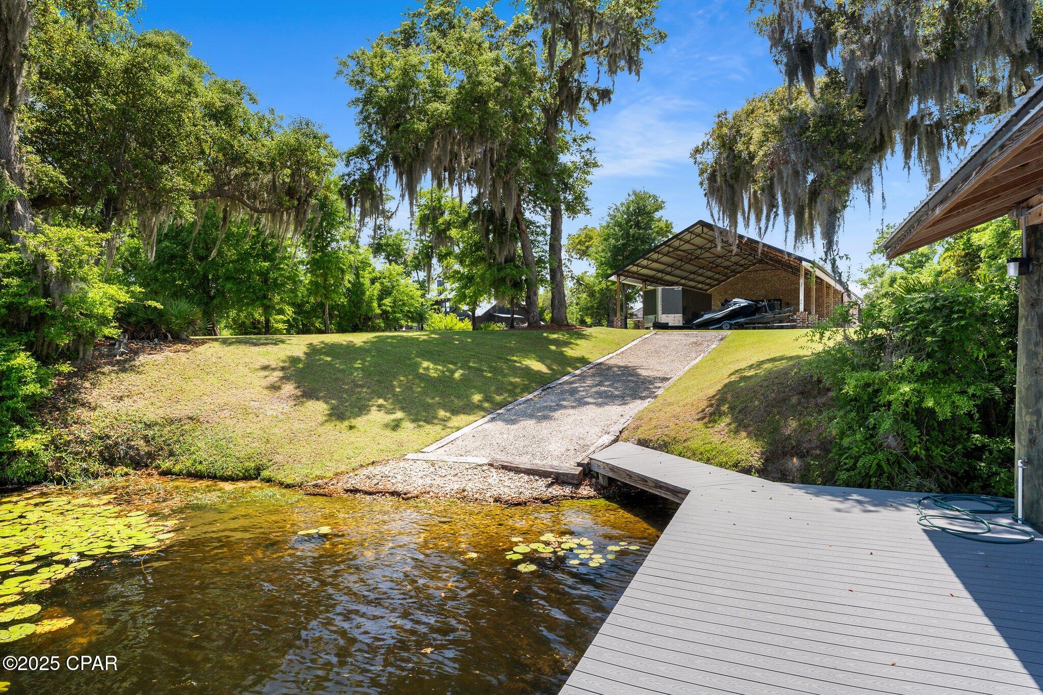 Cedar Creek At Deerpoint Lake - Residential