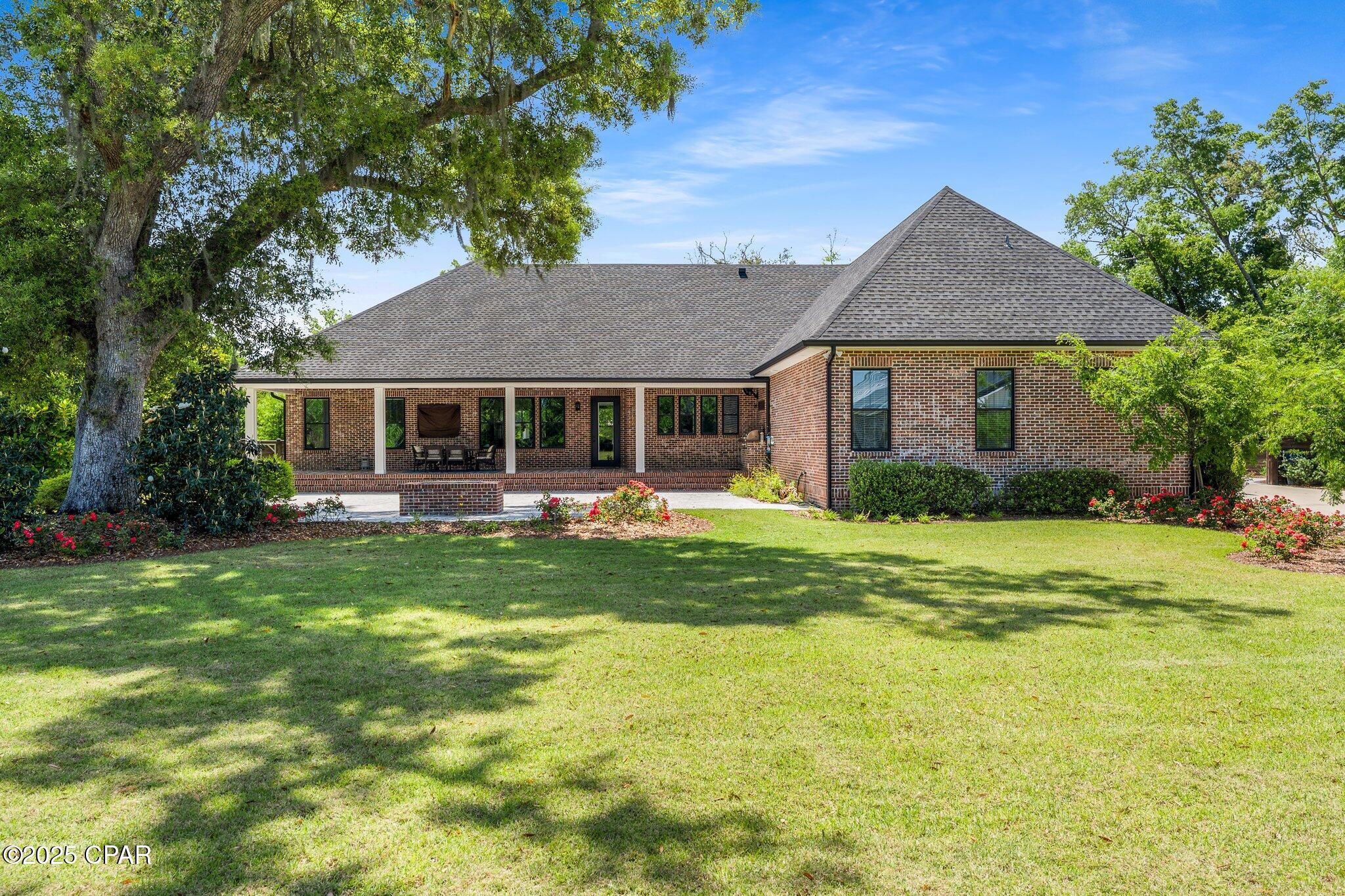 Cedar Creek At Deerpoint Lake - Residential