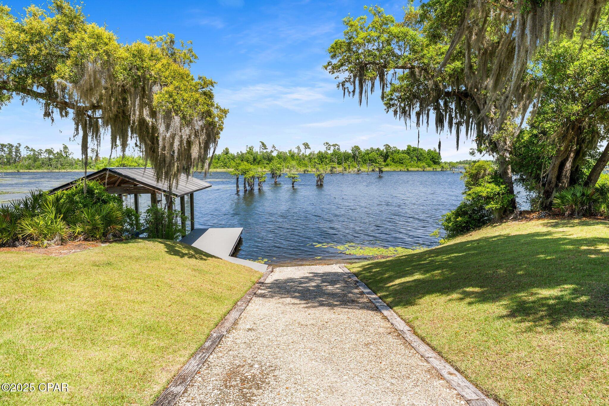 Cedar Creek At Deerpoint Lake - Residential