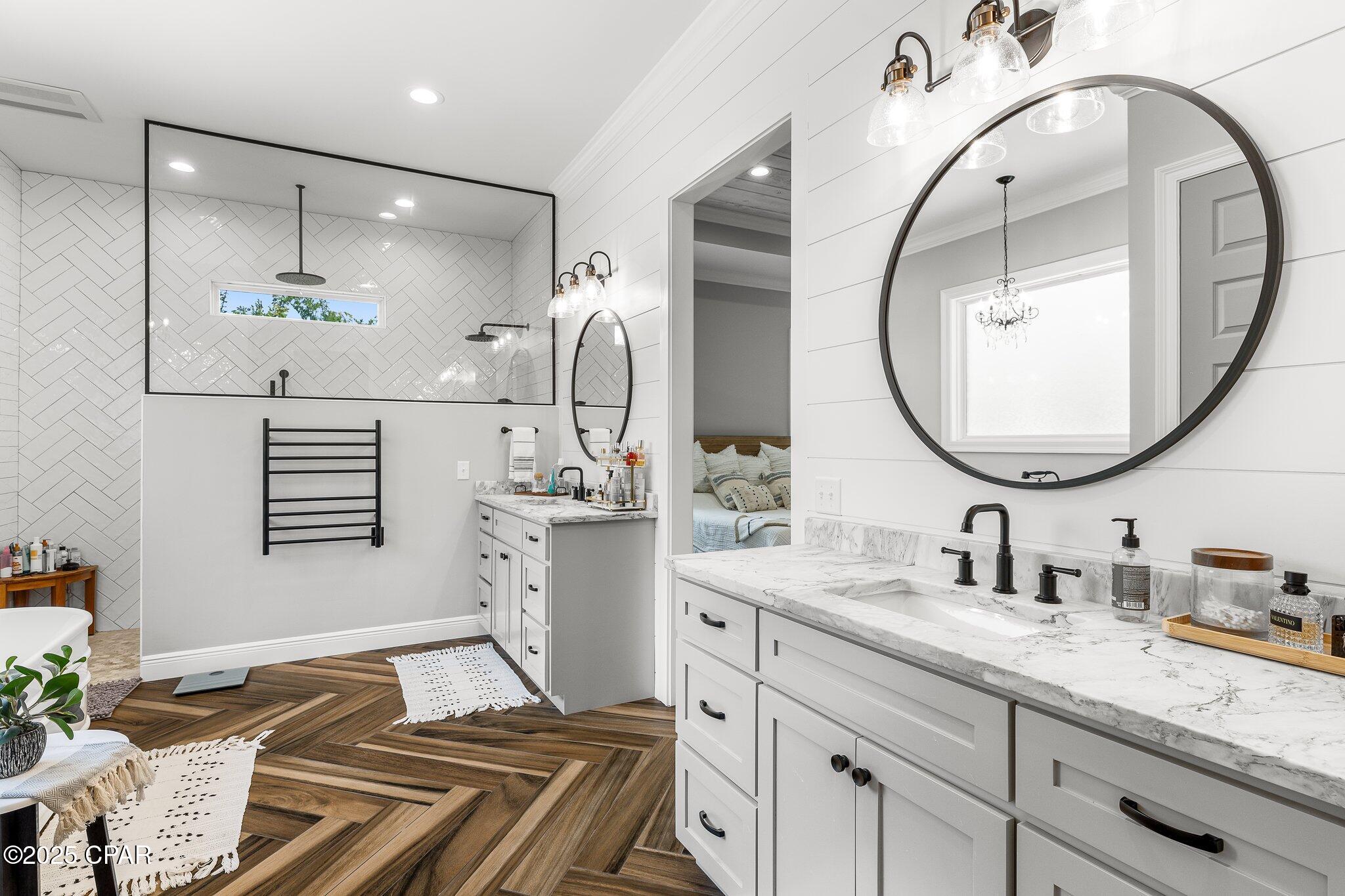 Cedar Creek At Deerpoint Lake - Residential