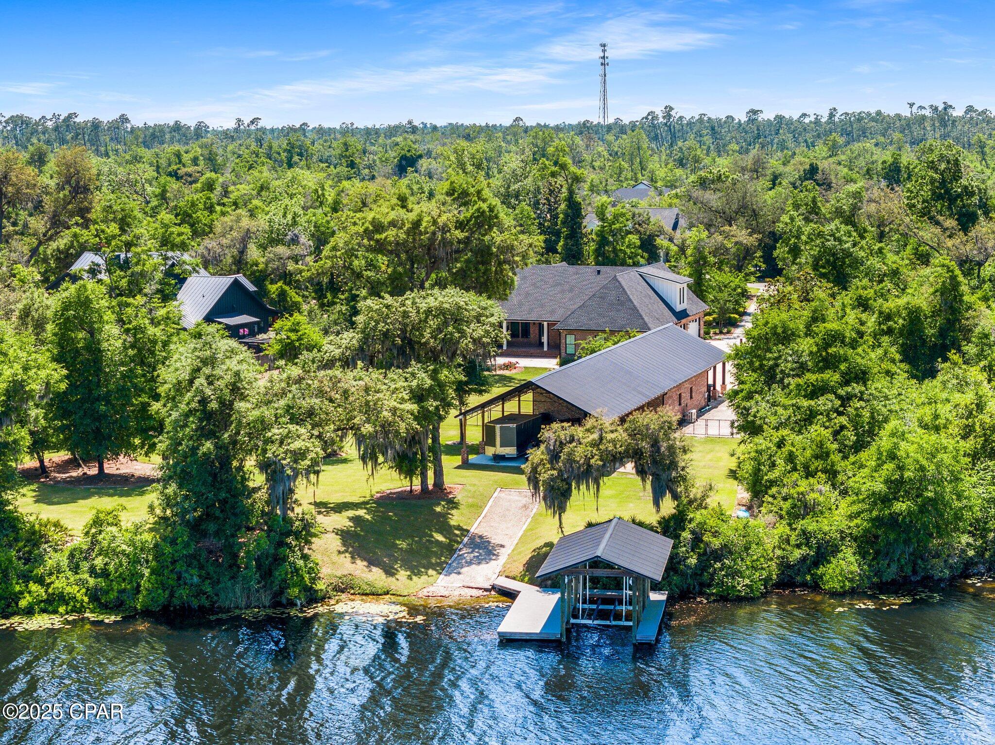 Cedar Creek At Deerpoint Lake - Residential