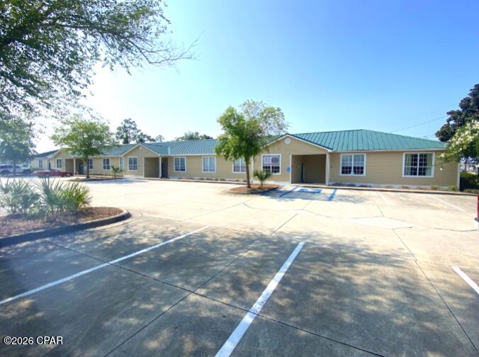 [No Recorded Subdiv] - Commercial Sale