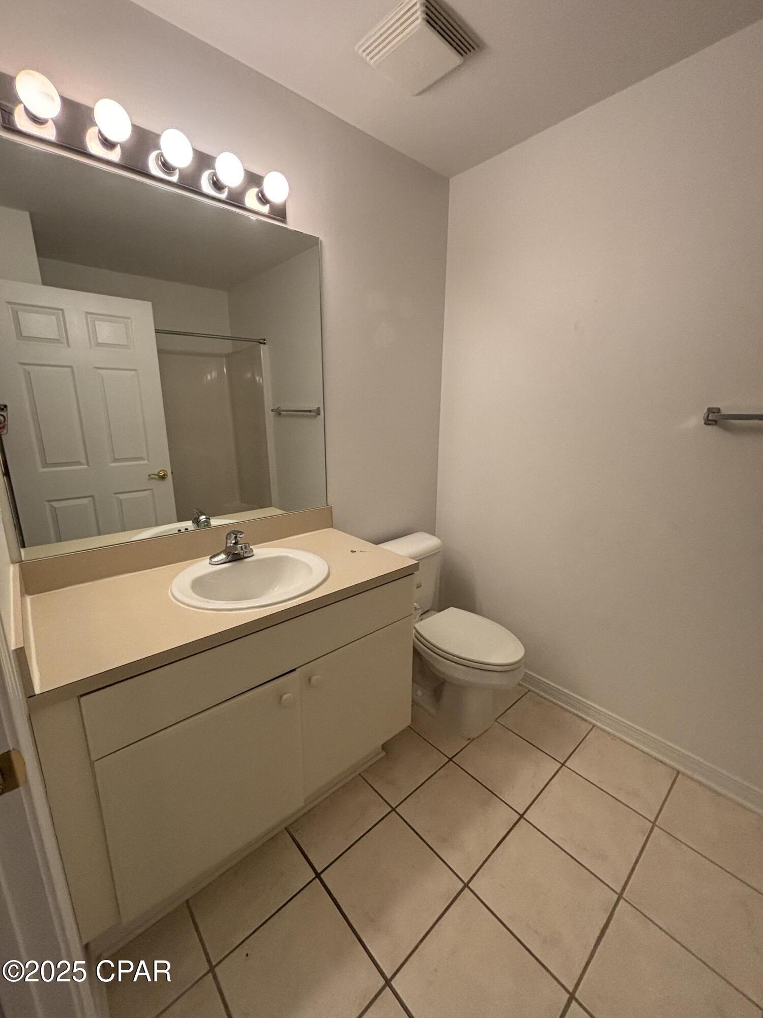 Hammocks - Residential Lease