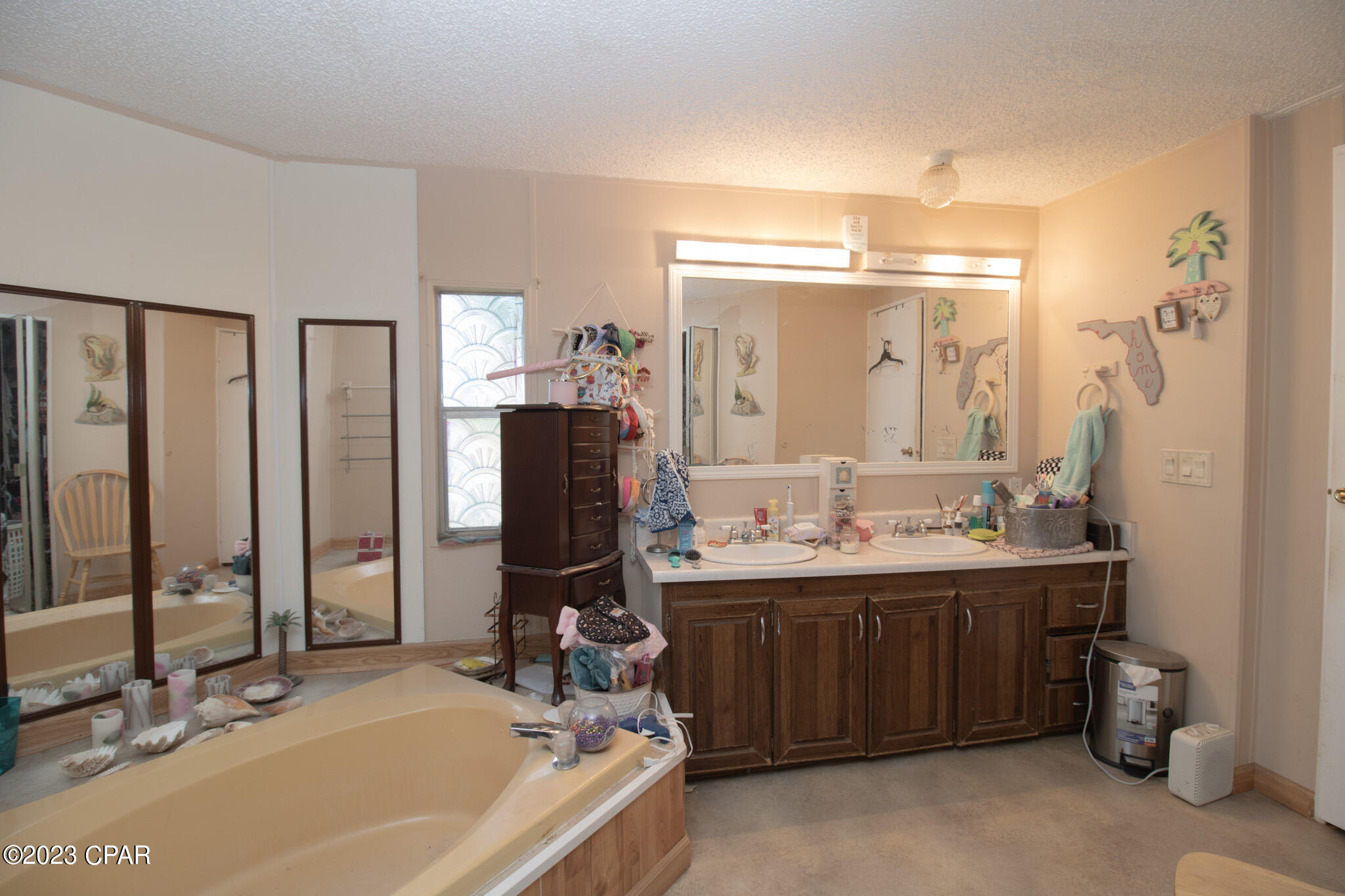 Sweetwater Village N Ph I - Residential