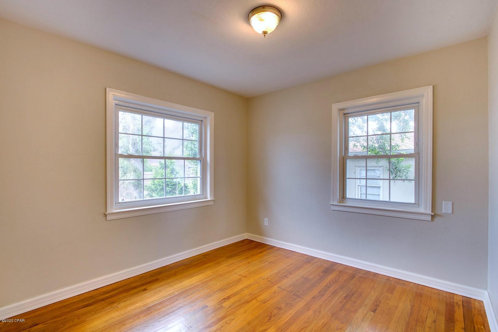 Sudduths 10Th Add - Residential