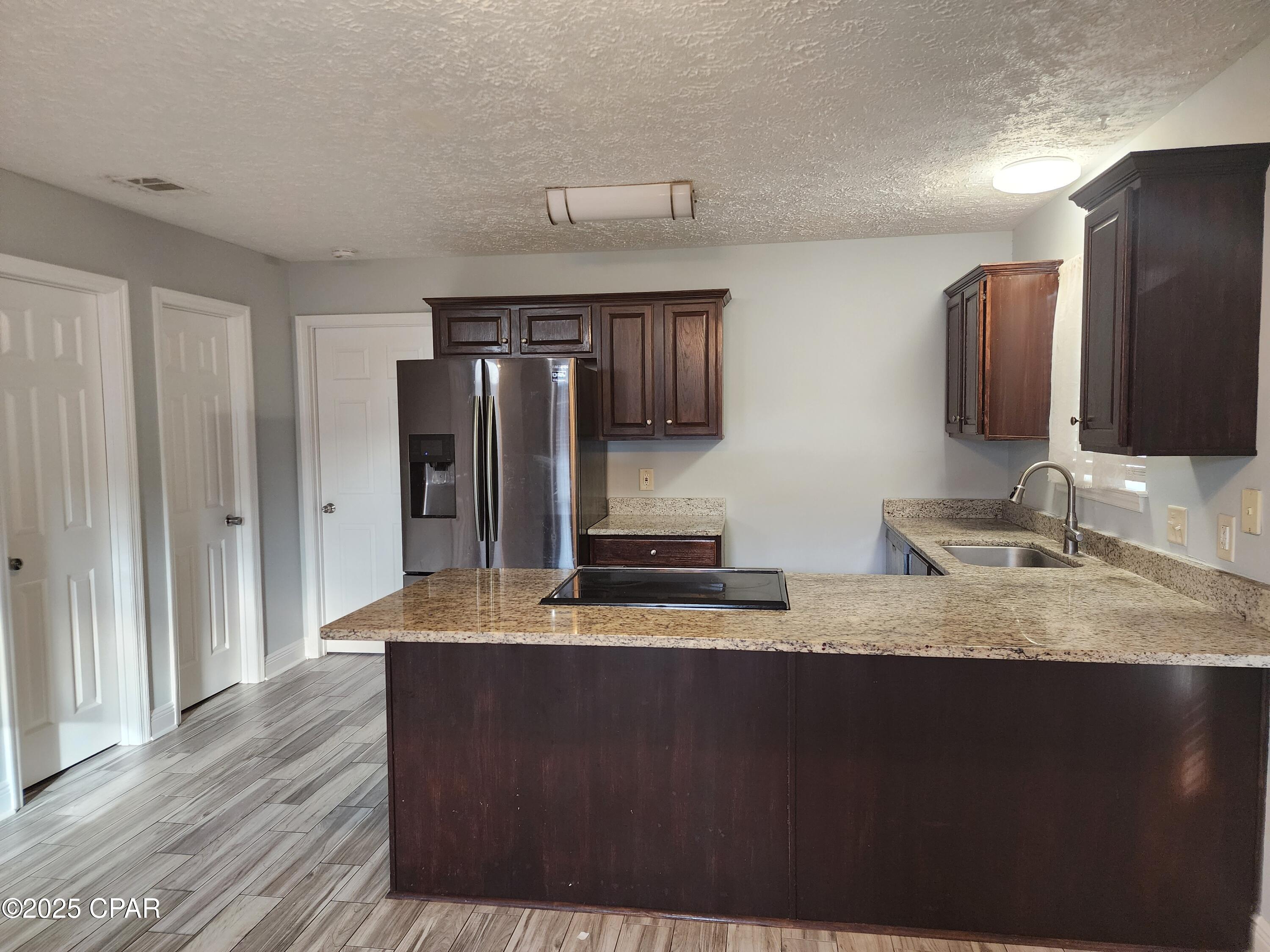 Palm Cove - Residential Lease