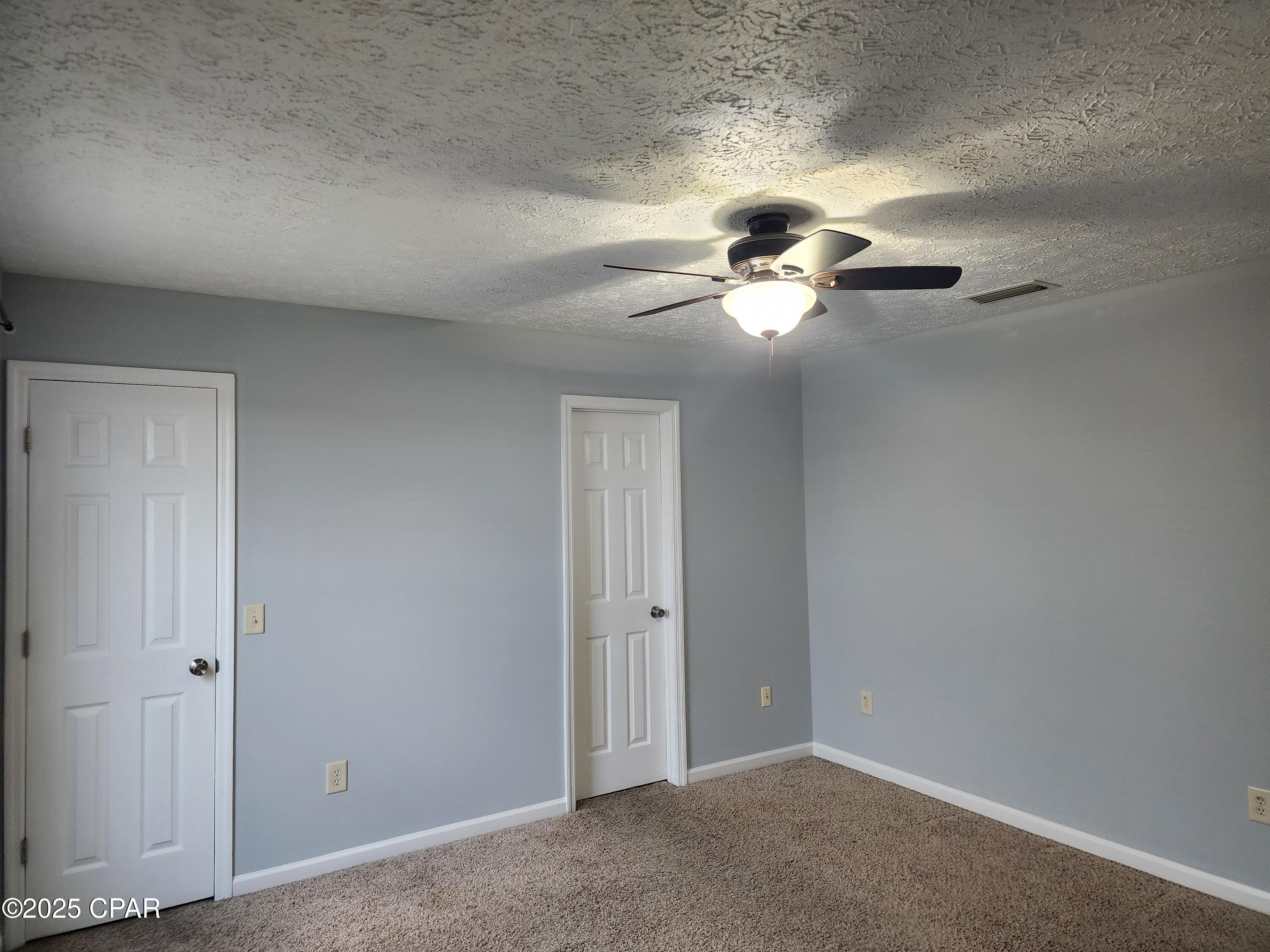 Palm Cove - Residential Lease