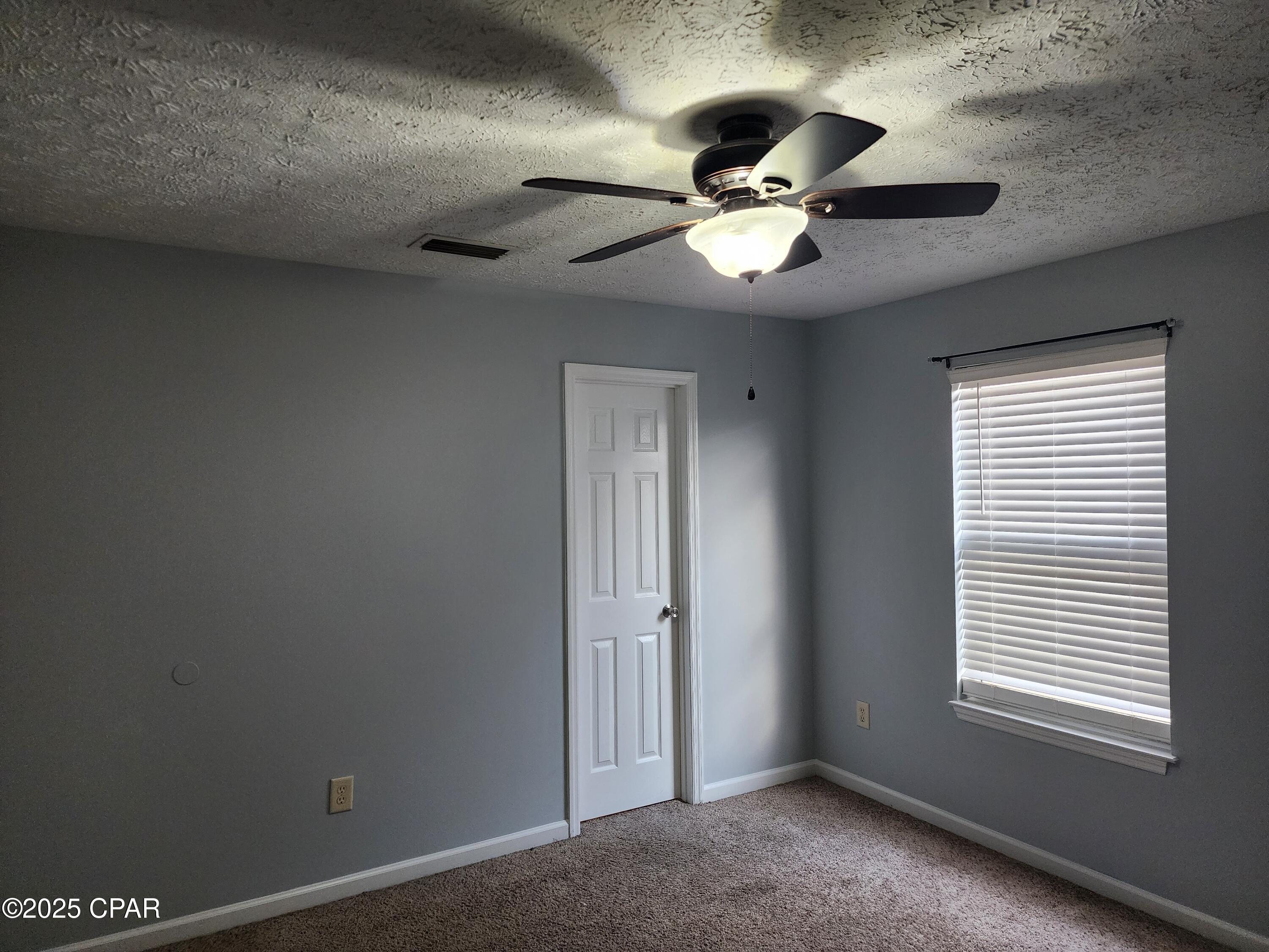 Palm Cove - Residential Lease