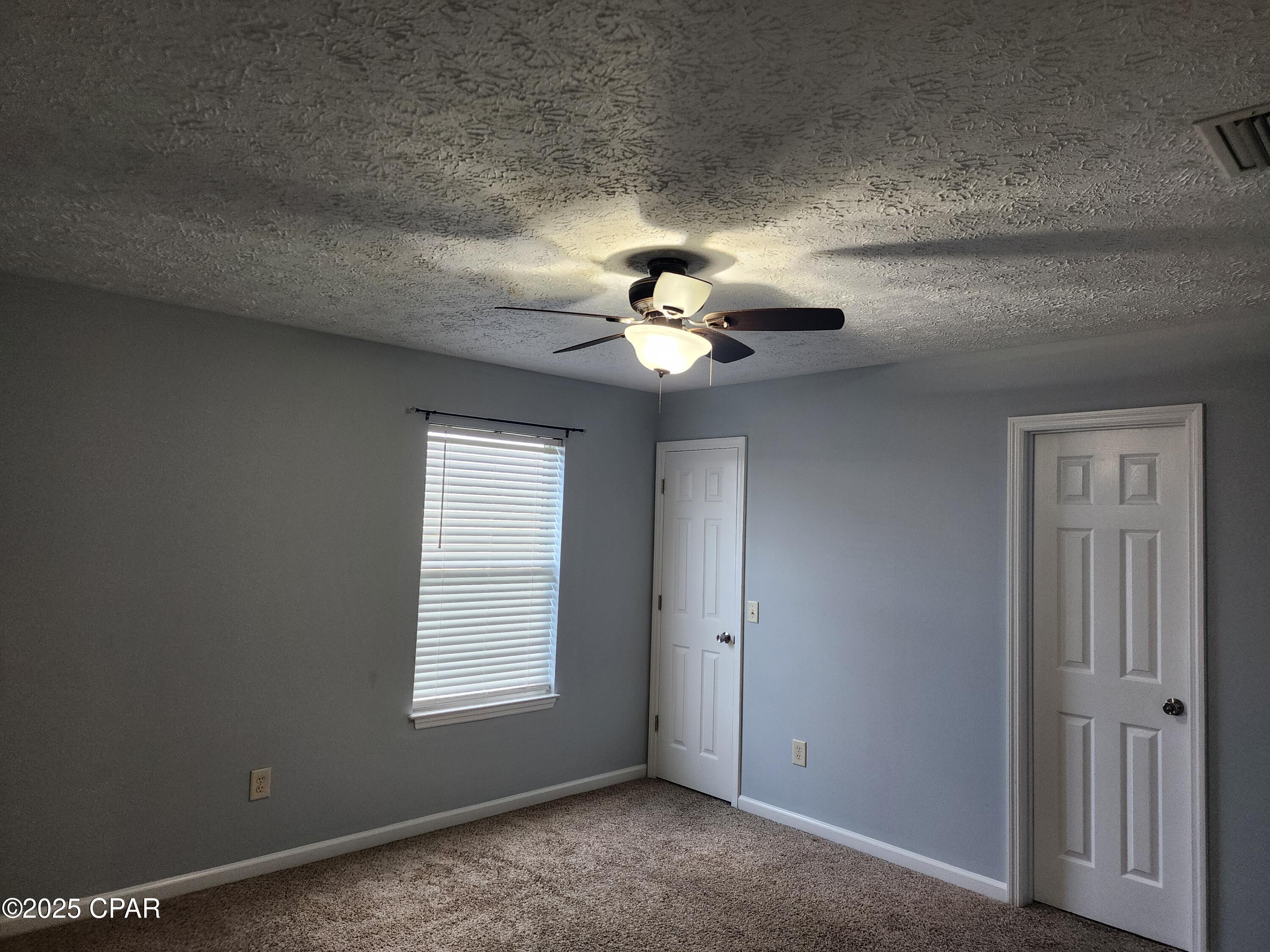 Palm Cove - Residential Lease