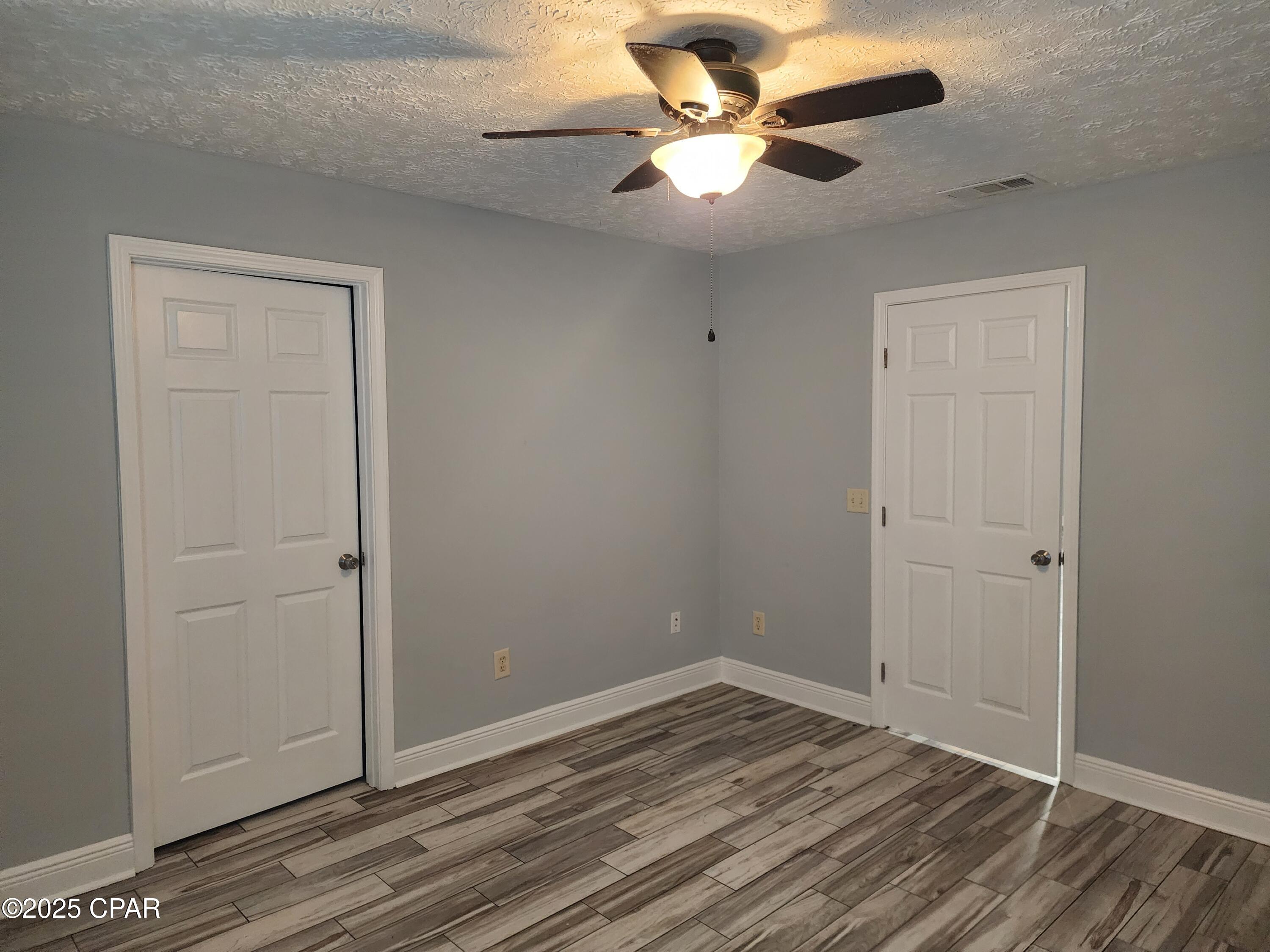 Palm Cove - Residential Lease