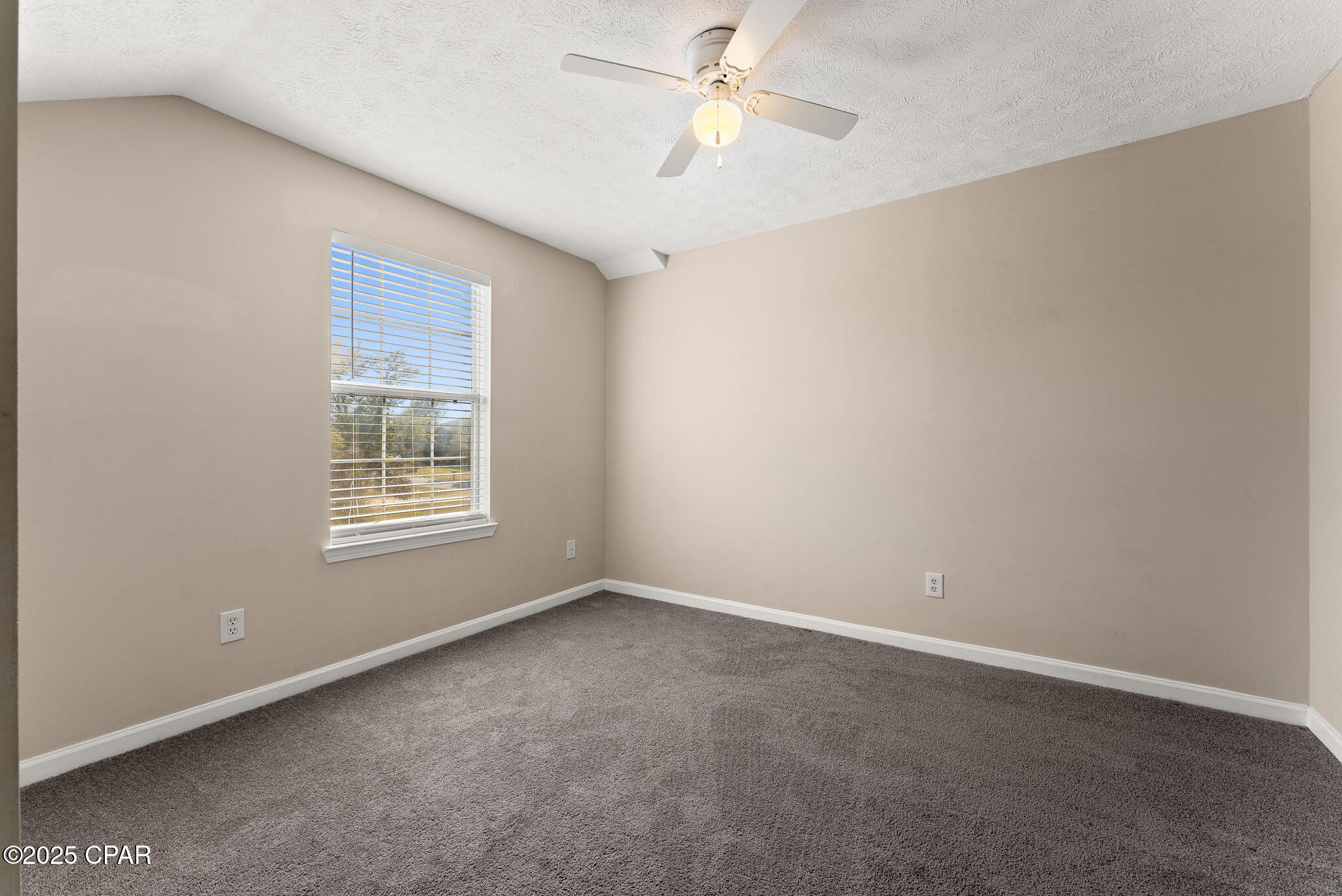 Indian Bluff Estates - Residential