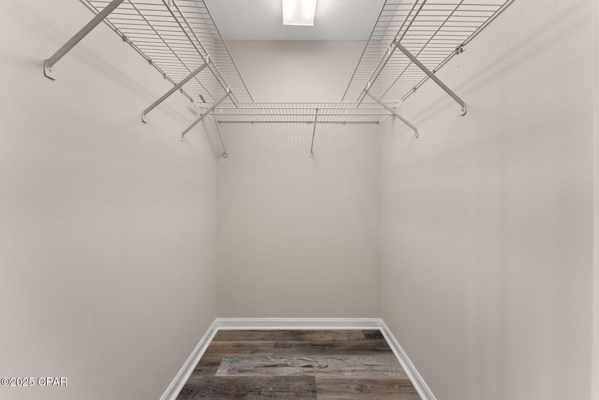 Indian Bluff Estates - Residential