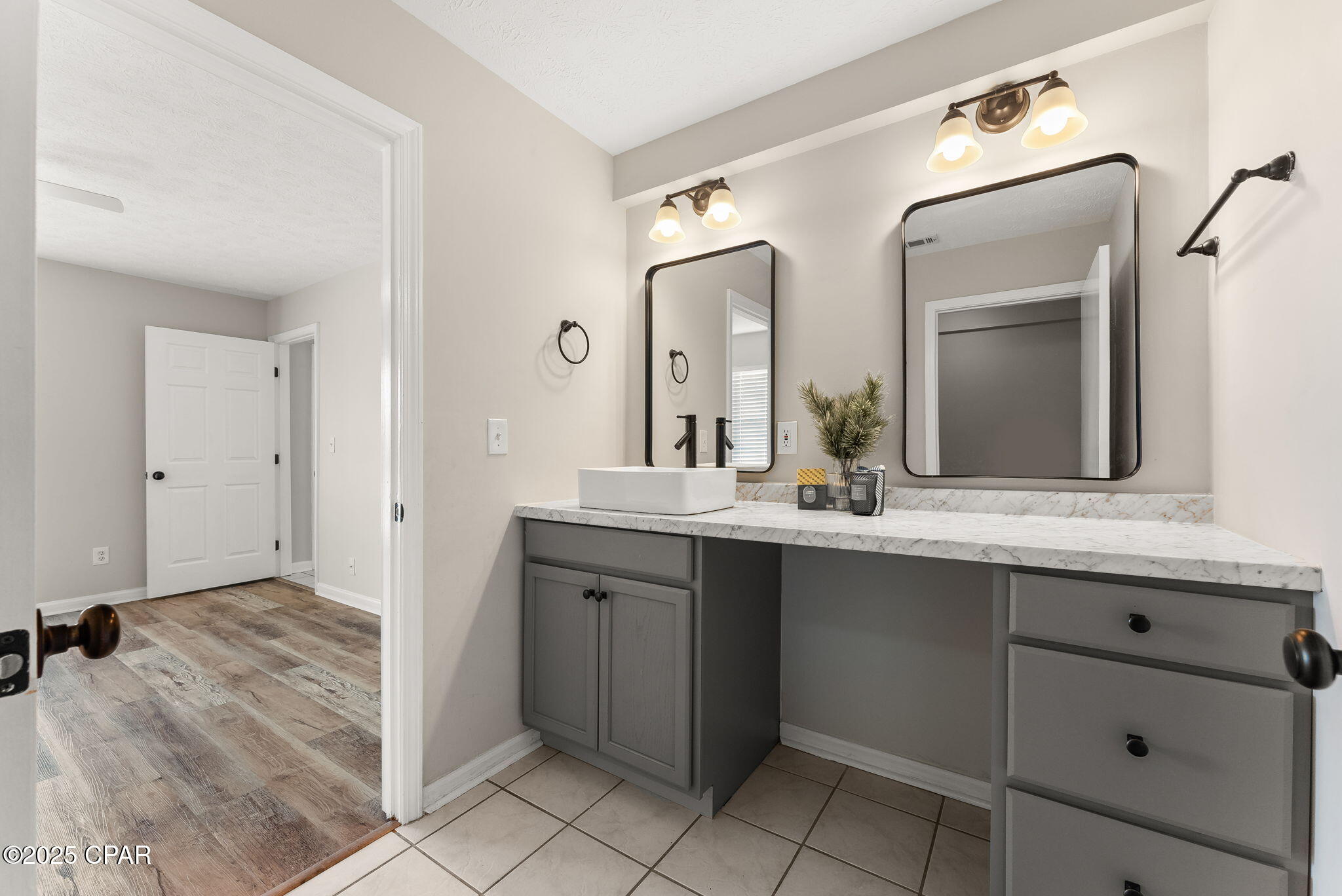 Indian Bluff Estates - Residential