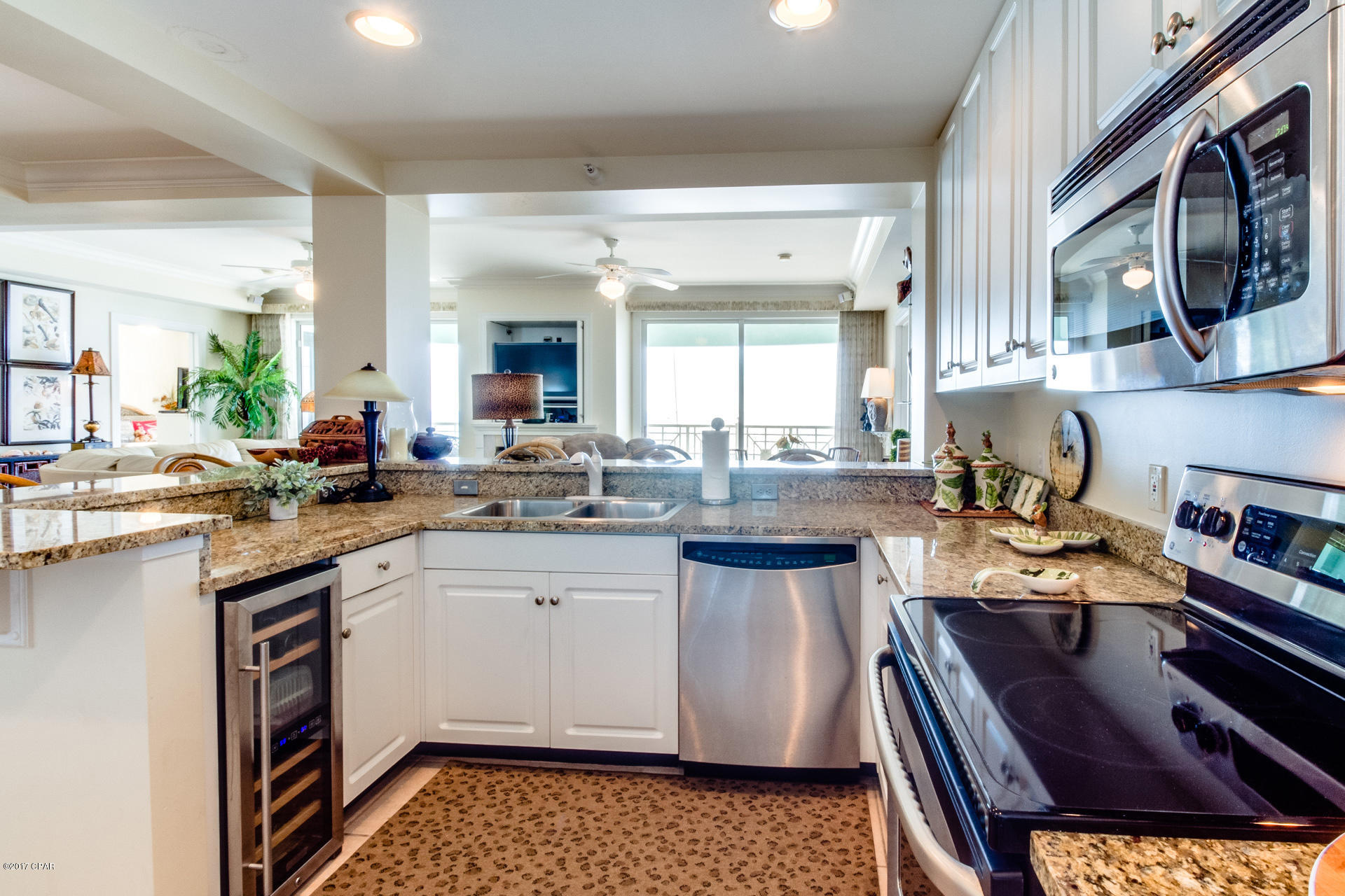 En Soleil Condo - Residential