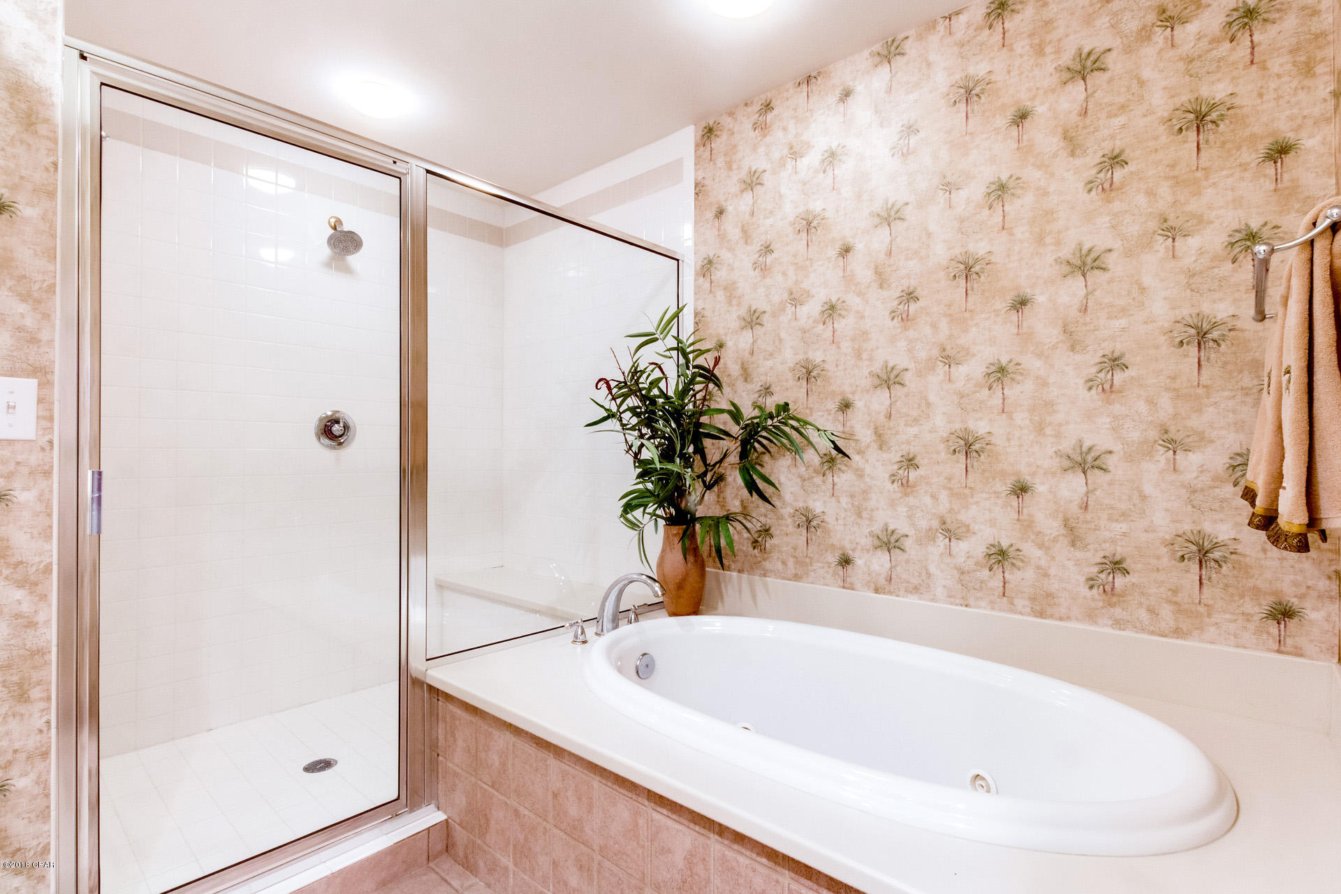 En Soleil Condo - Residential