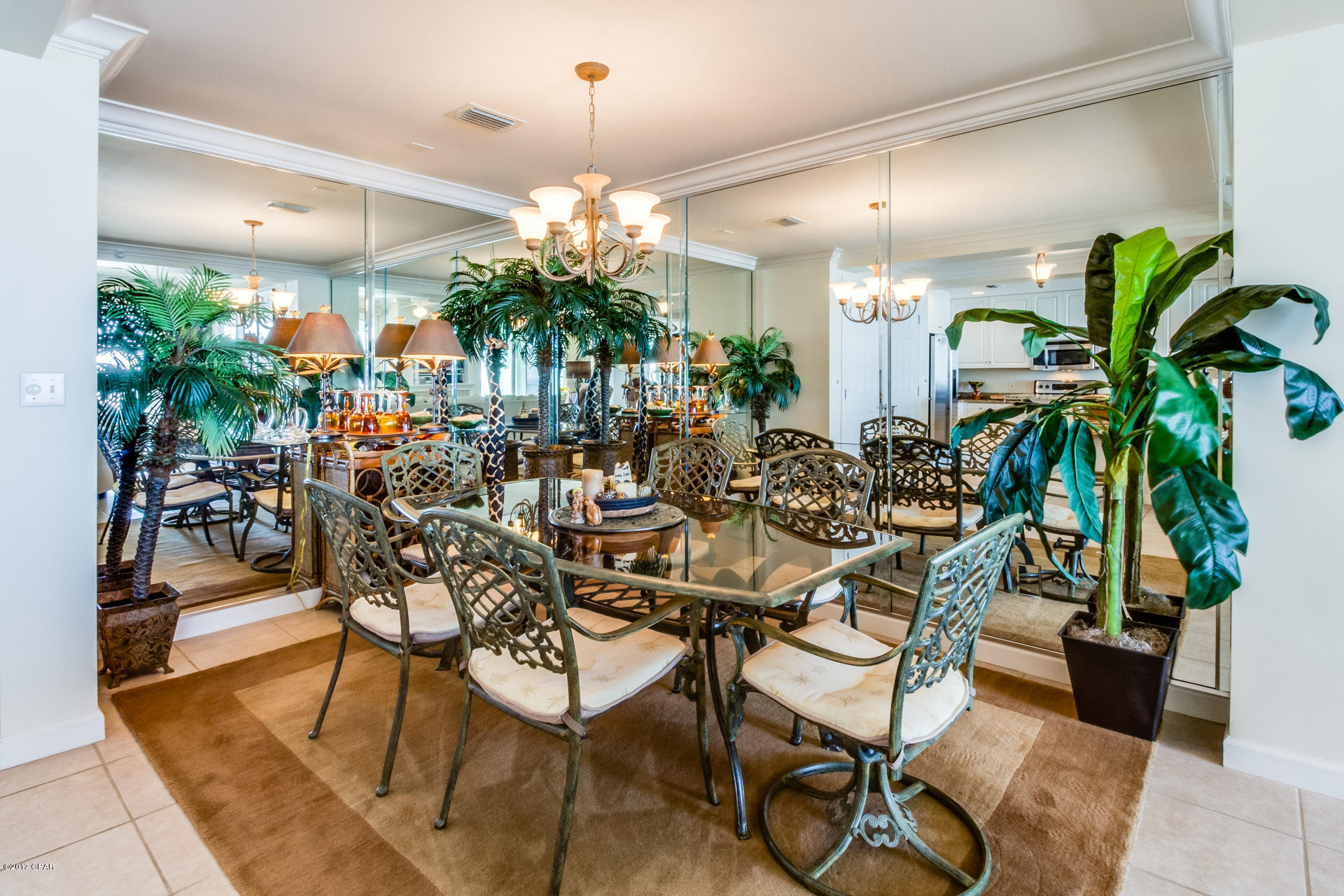 En Soleil Condo - Residential