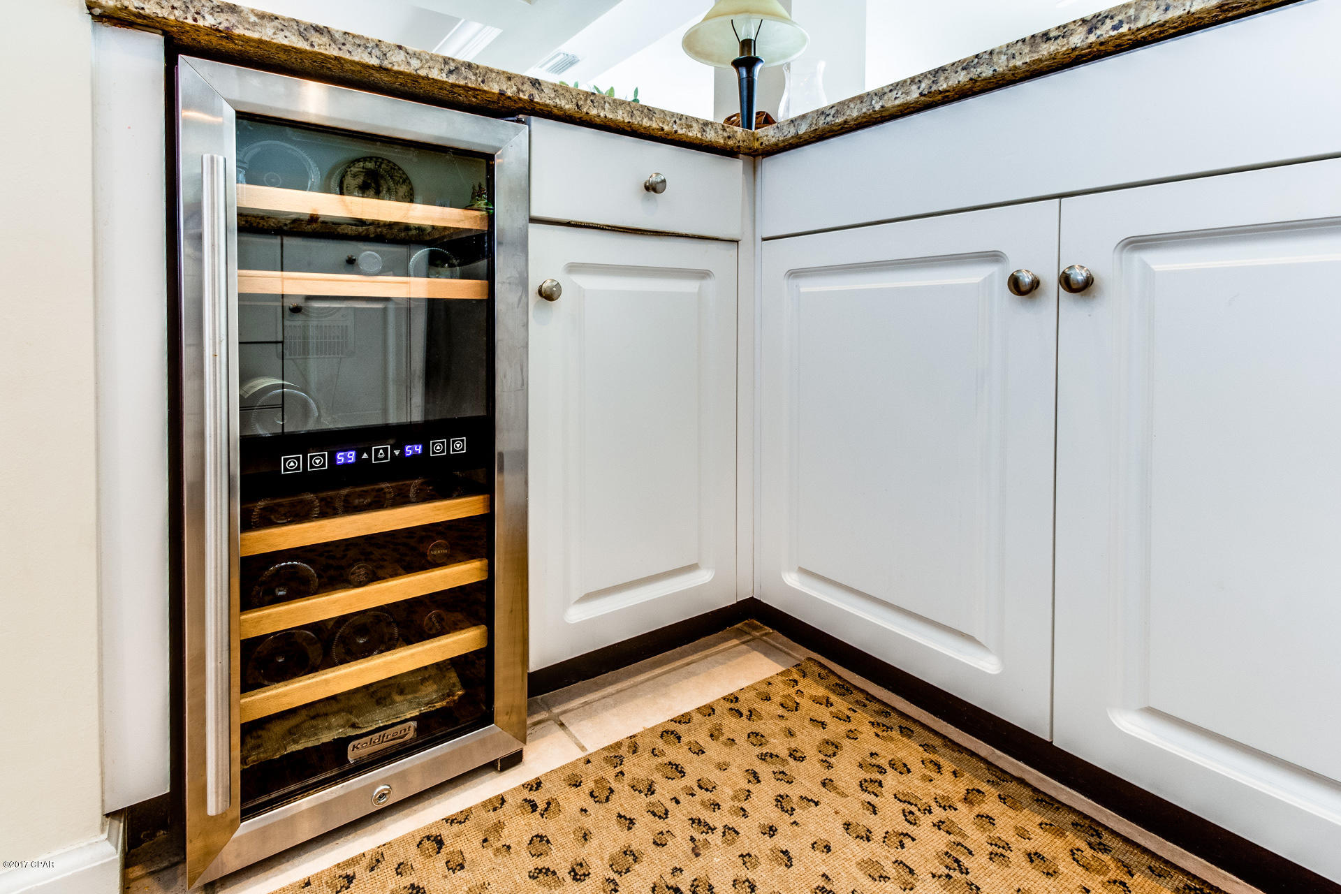 En Soleil Condo - Residential