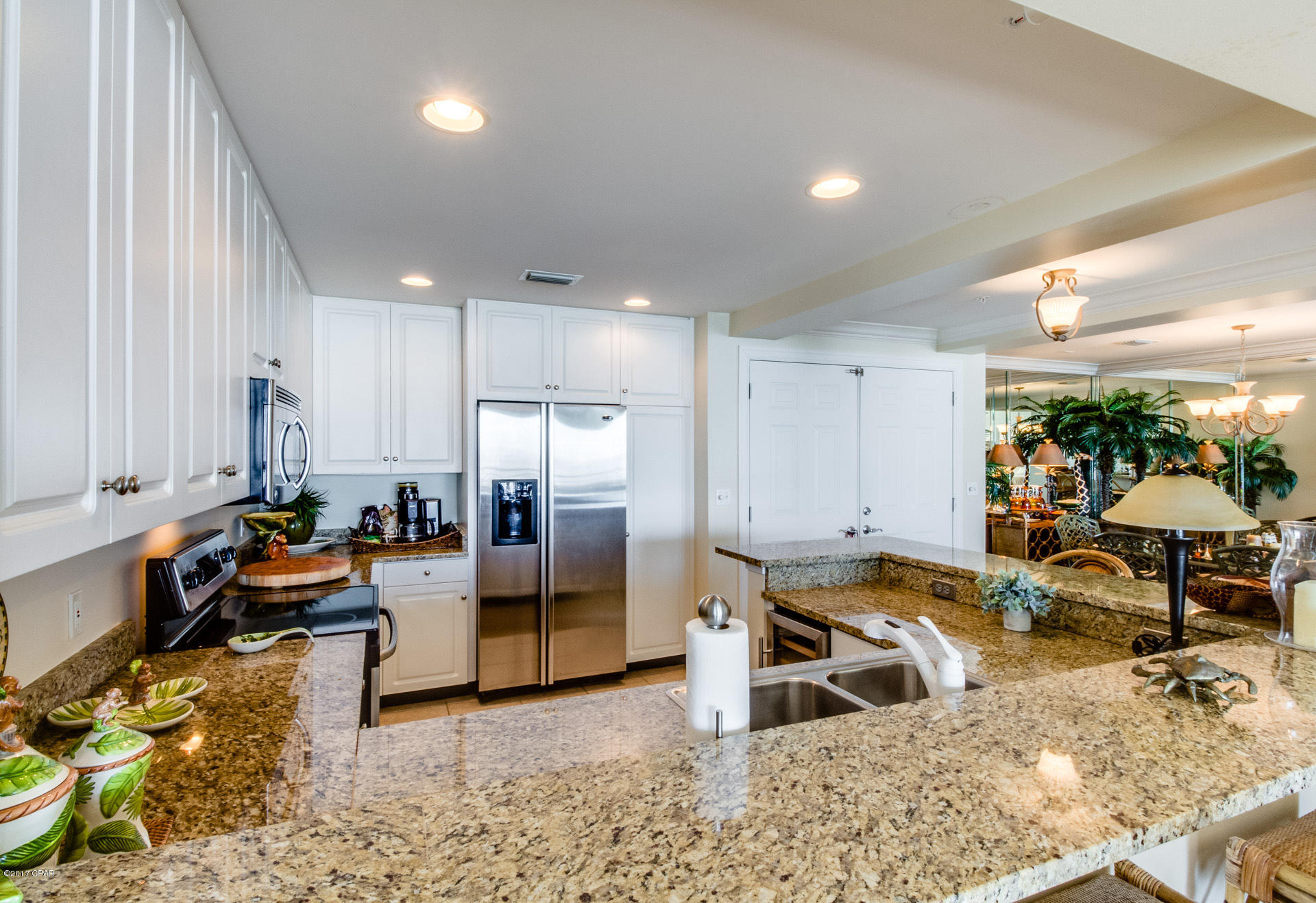 En Soleil Condo - Residential