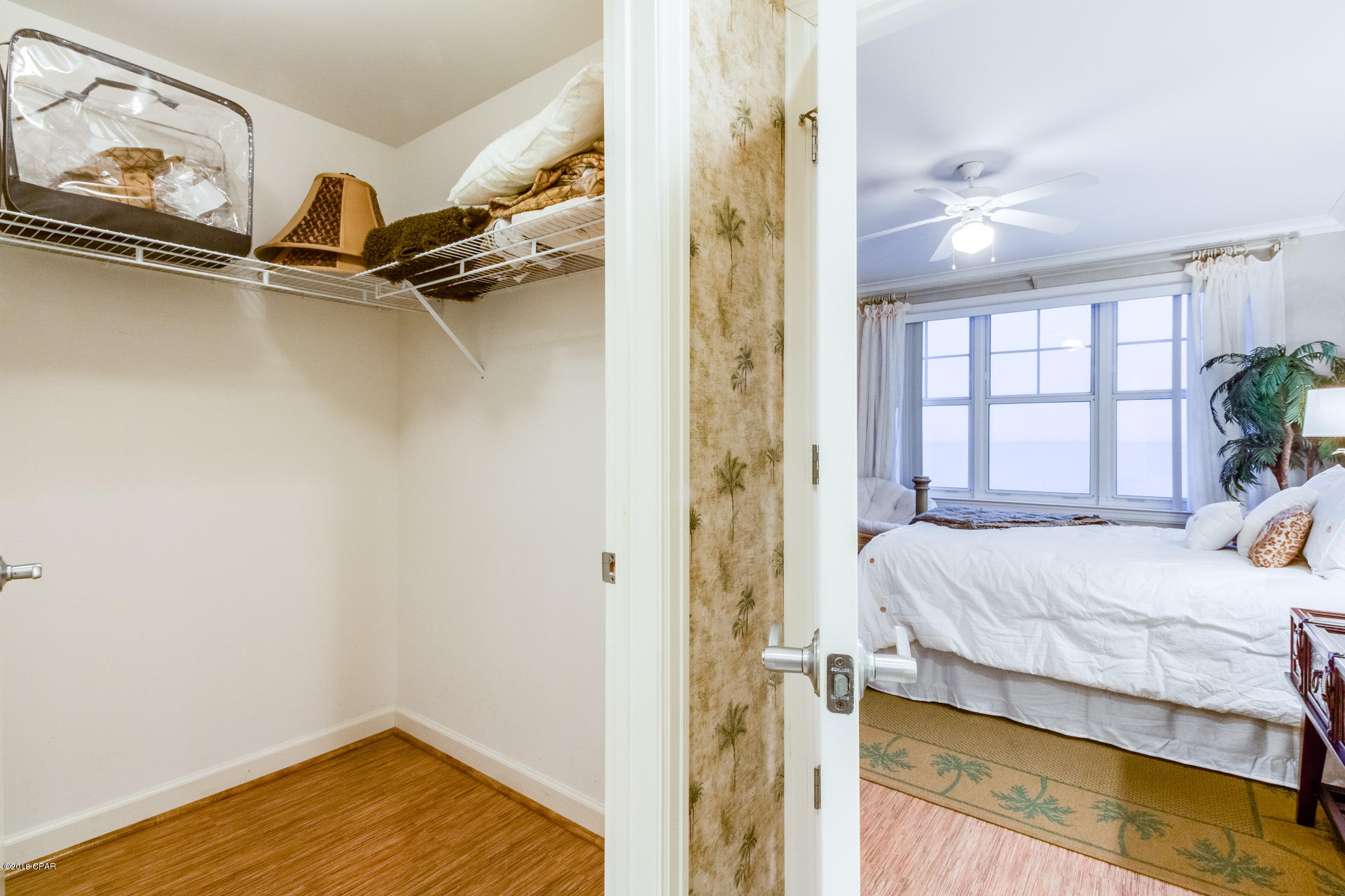 En Soleil Condo - Residential