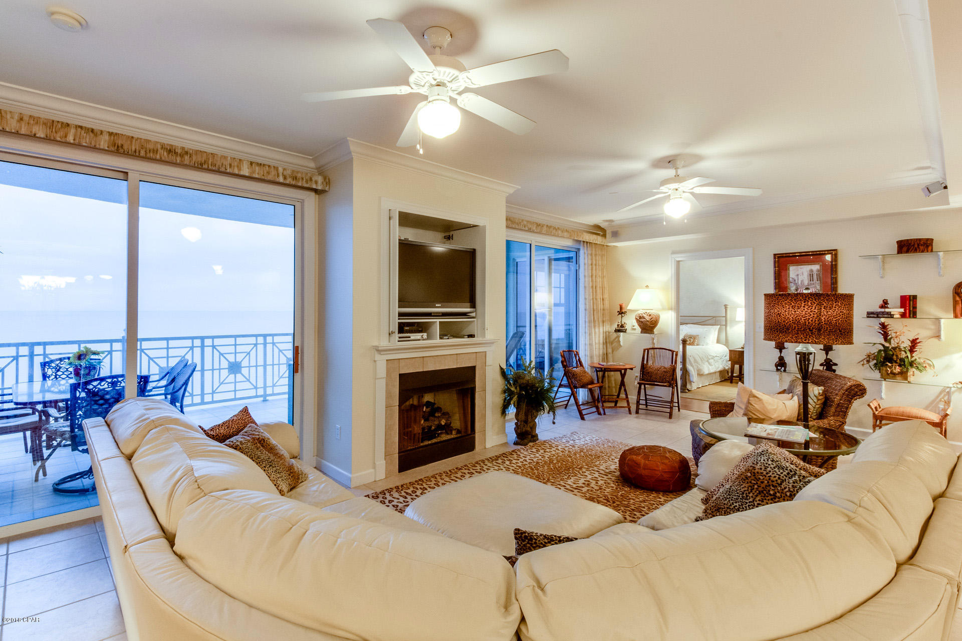 En Soleil Condo - Residential