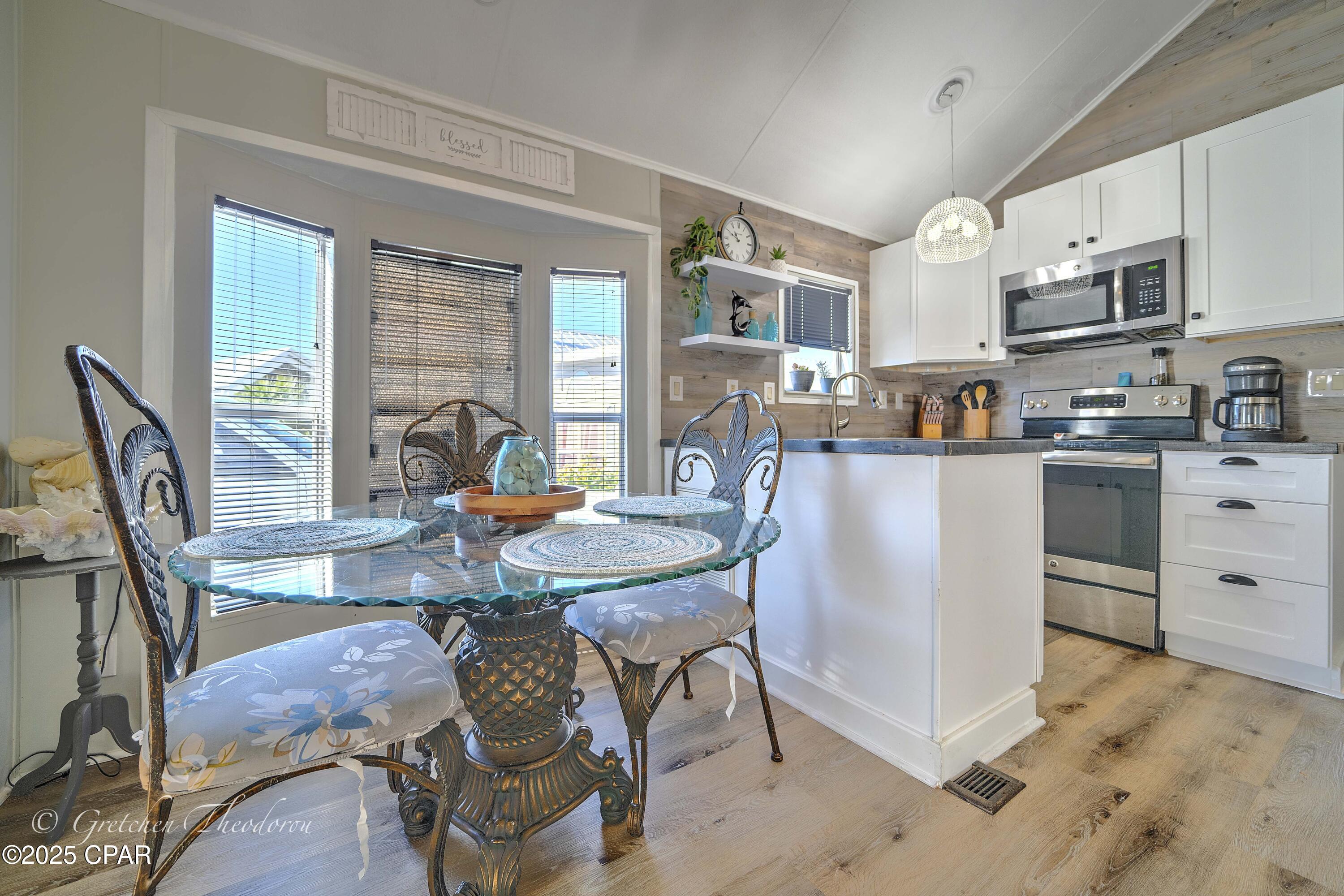 Emerald Pointe Resort - Residential