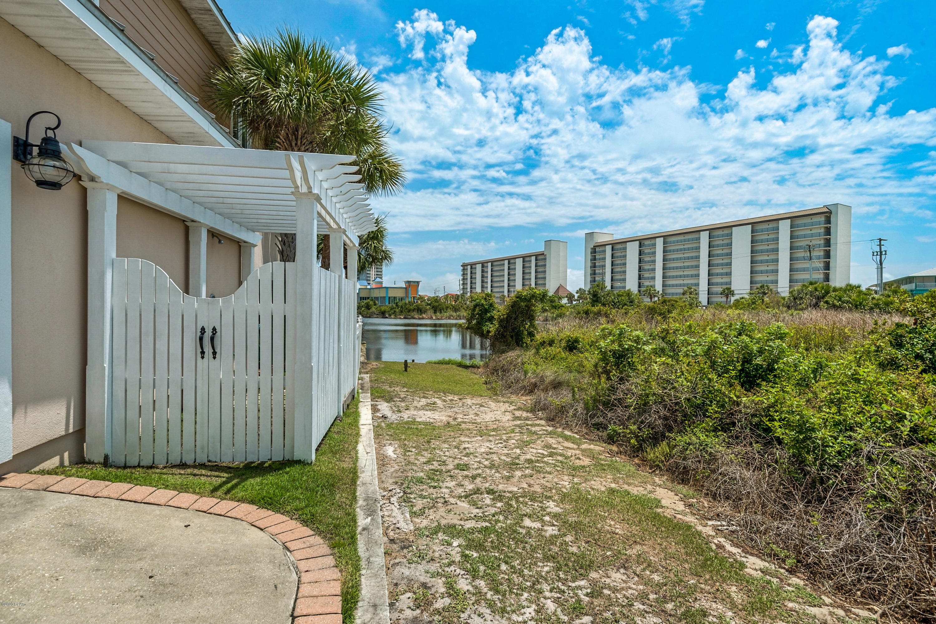 Lakes At Summer Breeze - Residential