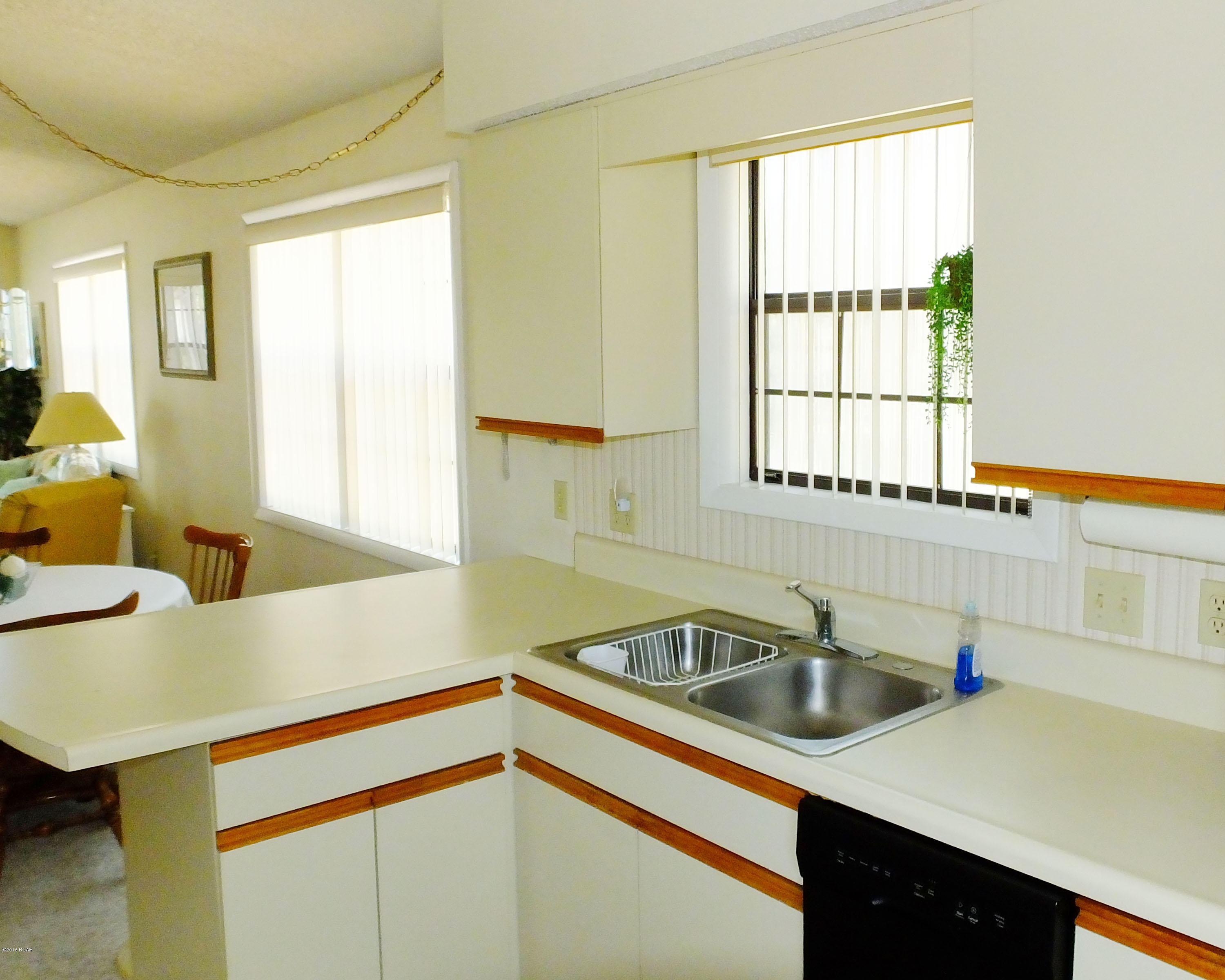 Venture Out Travel Trail - Residential