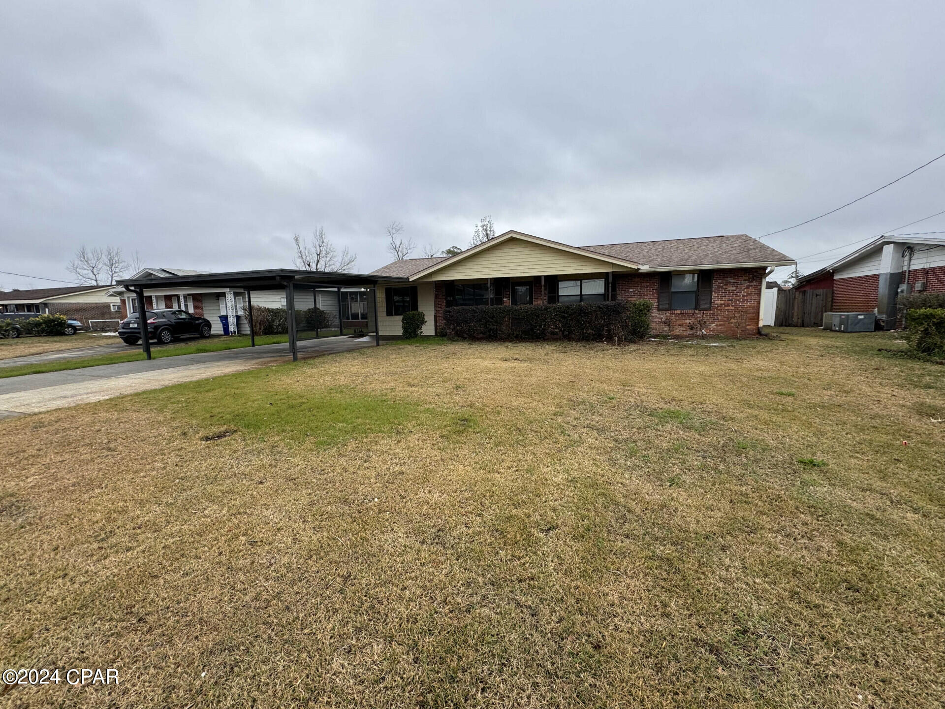 Hentz 1st Add Unit B - Residential